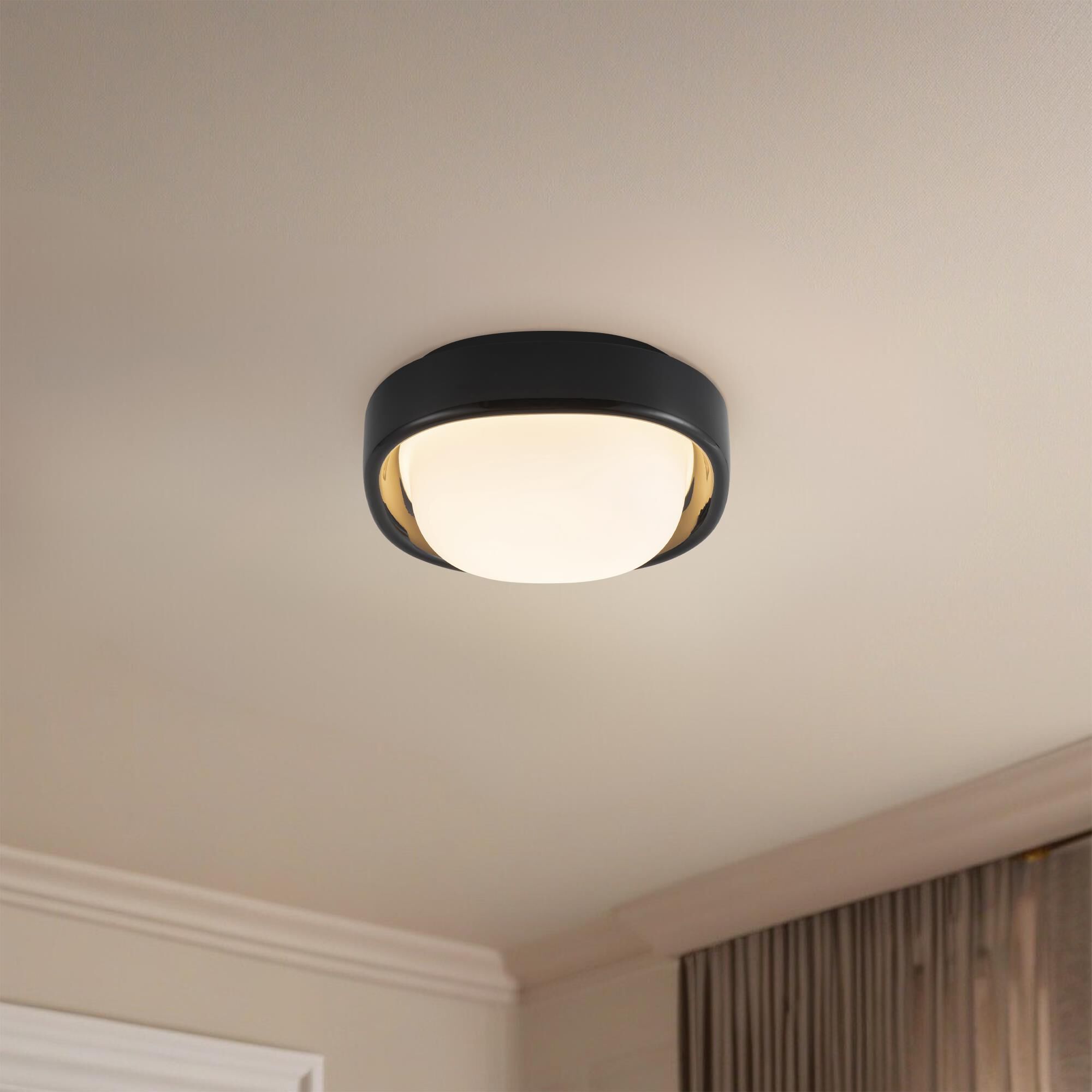 Shown in Glossy Black finish and Matte Opal glass