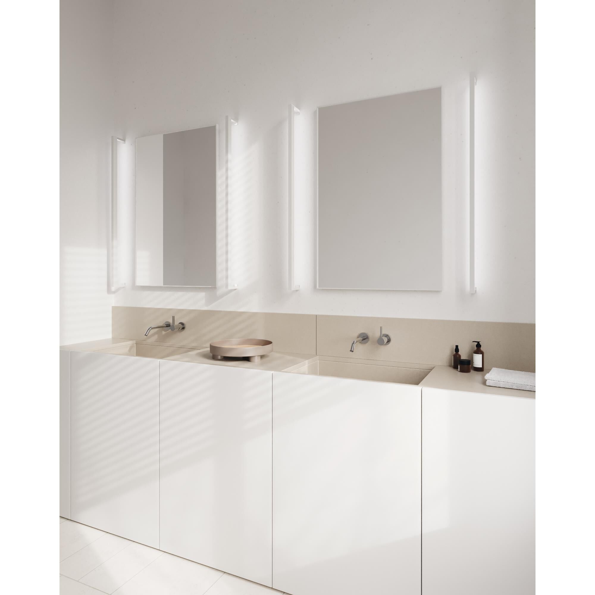 Thin-Line Wall Sconce by SONNEMAN