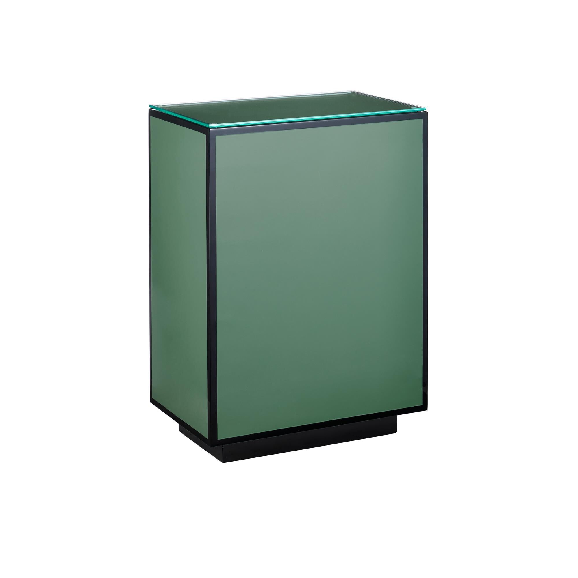 Shown in Green, Black, Clear finish