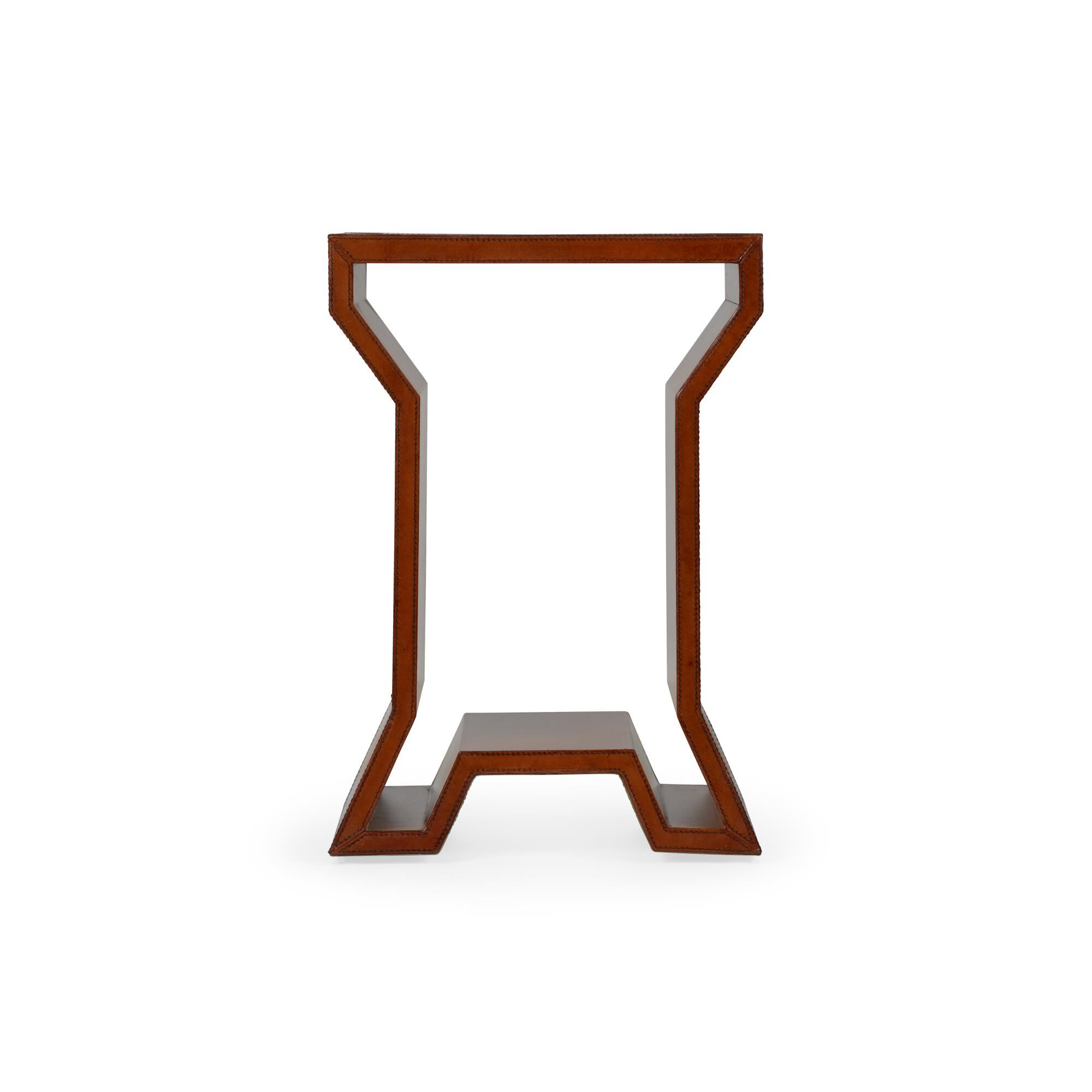 Shown in Clear/Beveled/Natural Cognac finish and Transparent/Beveled glass