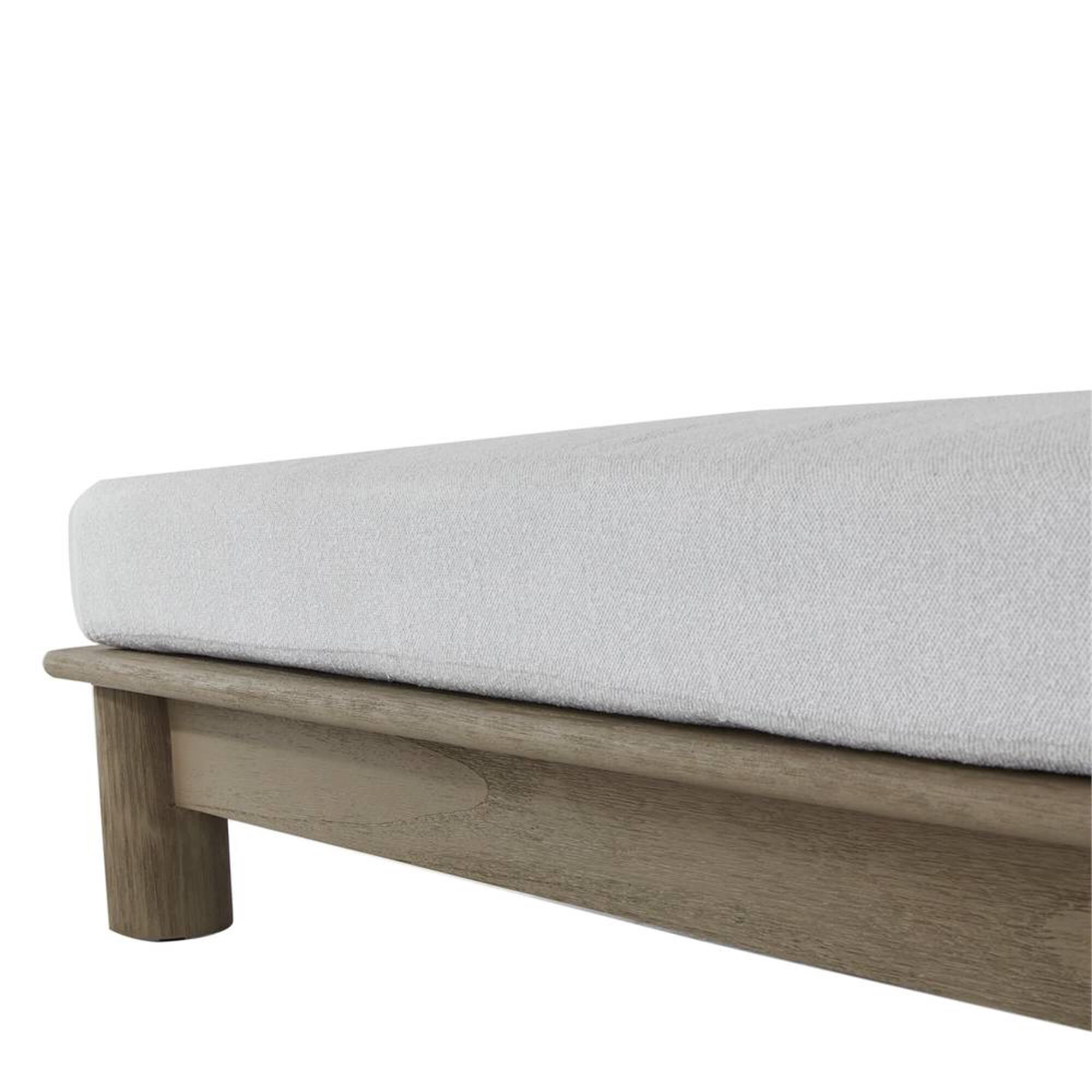 Shown in Porpoise finish