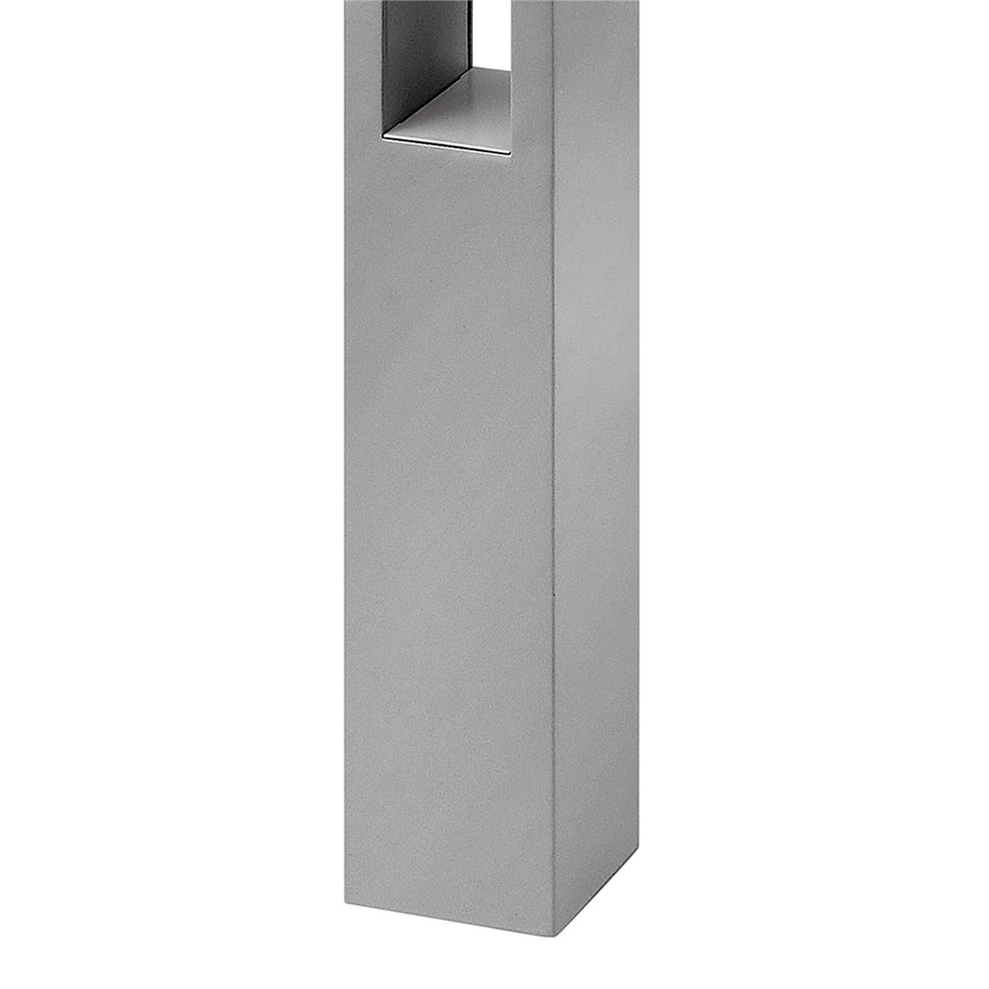 Atlantis 30 Inch Bollard,