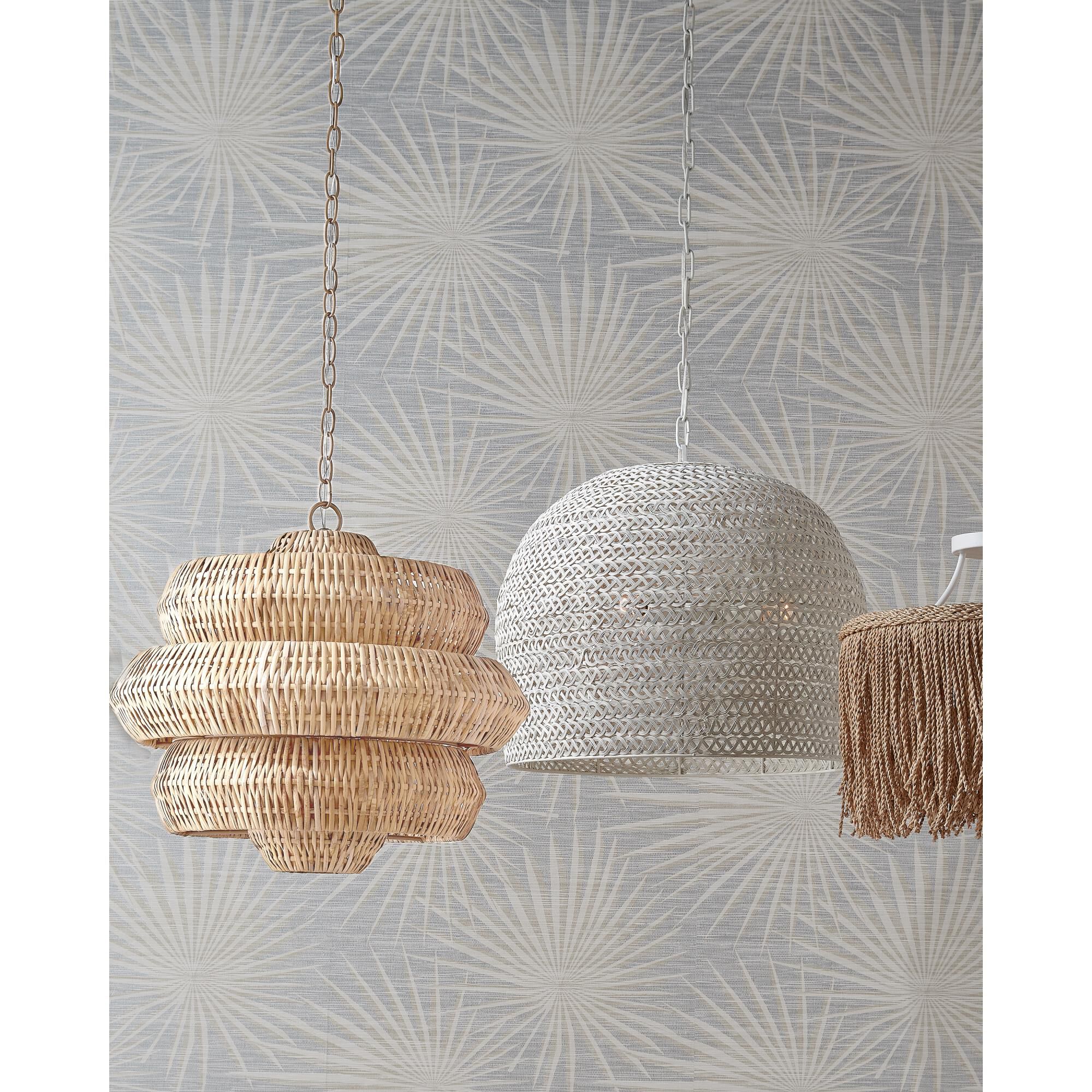 Shown in Bleached Natural and Snow White finish