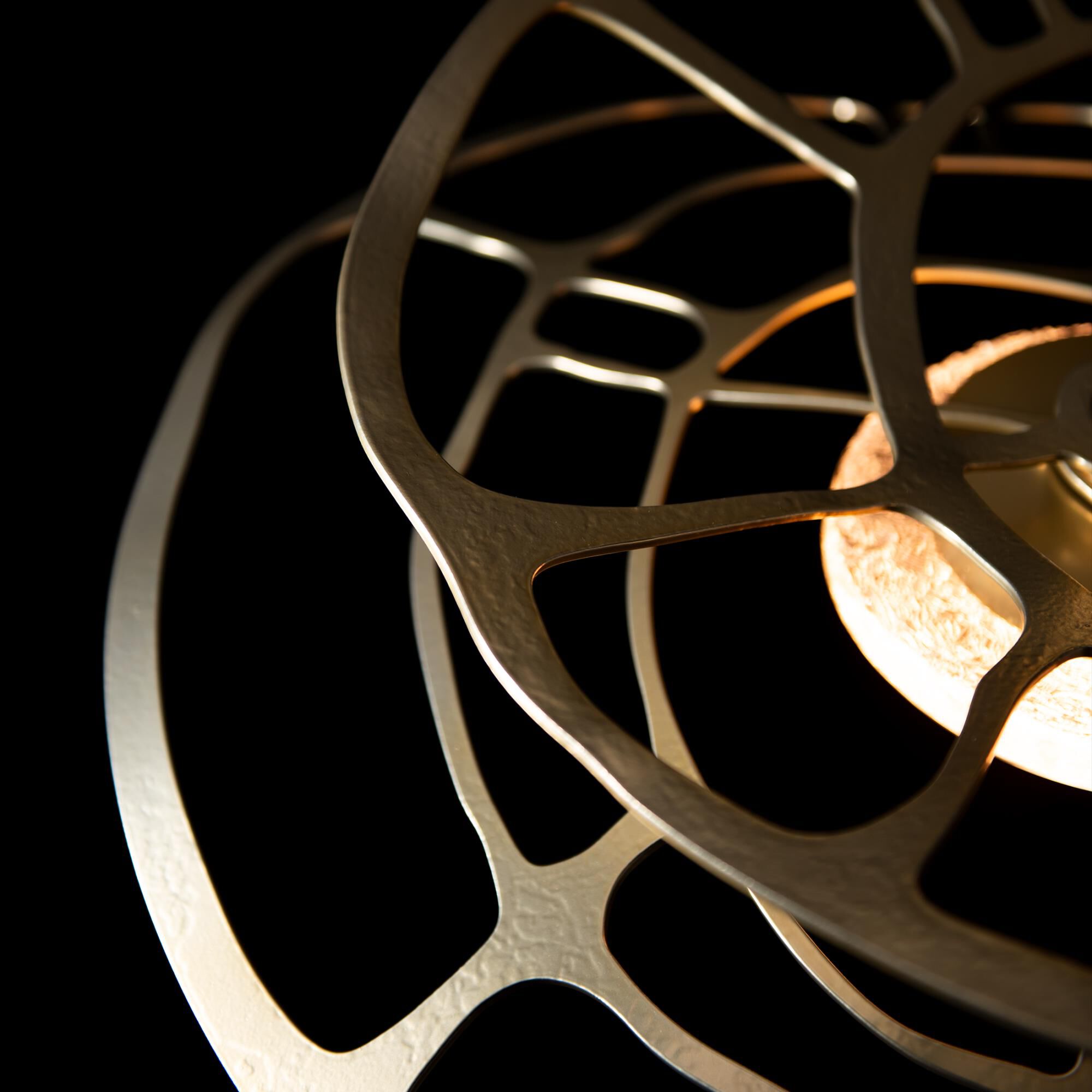 Shown in Modern Brass finish and Clear glass