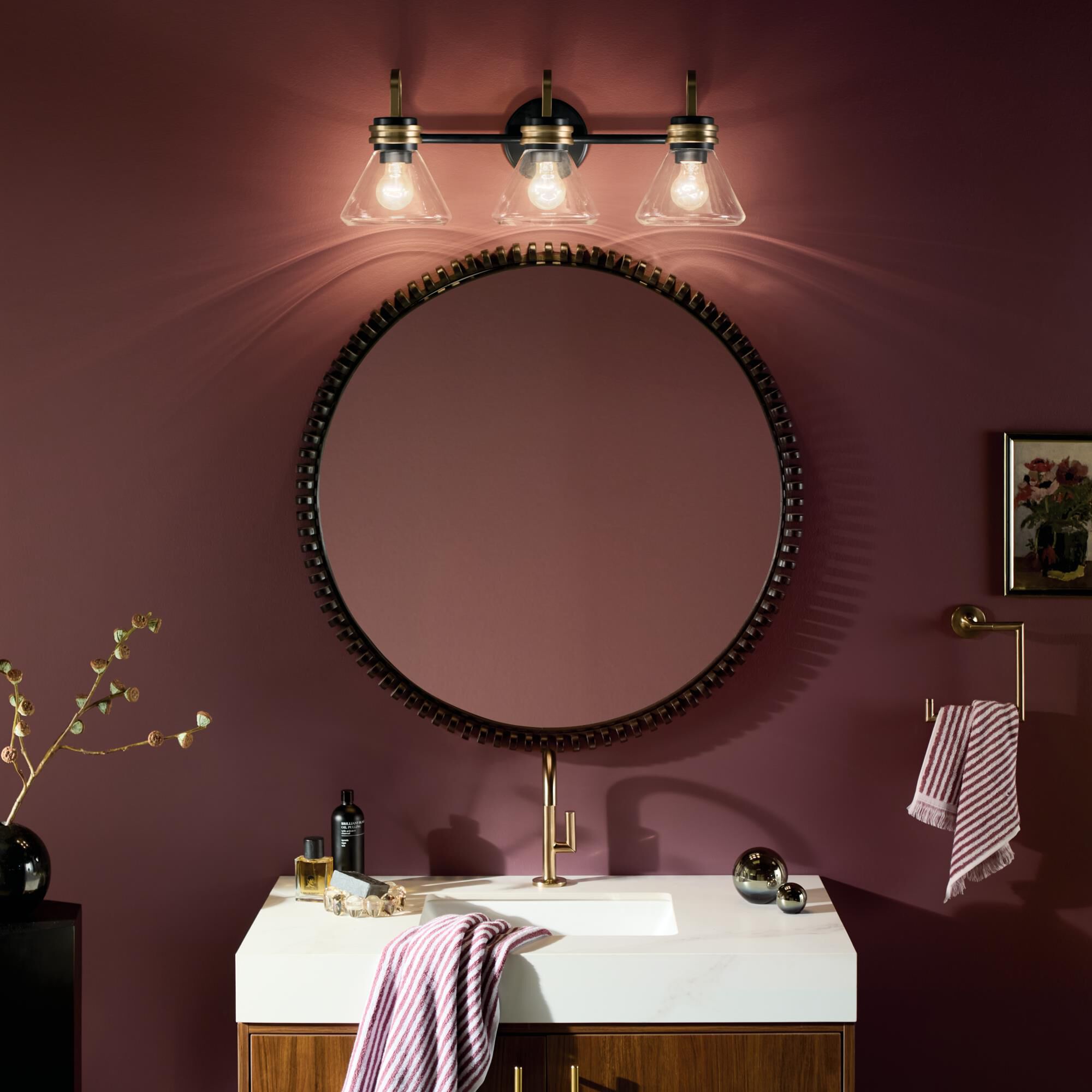 Shown in Black finish and Clear glass