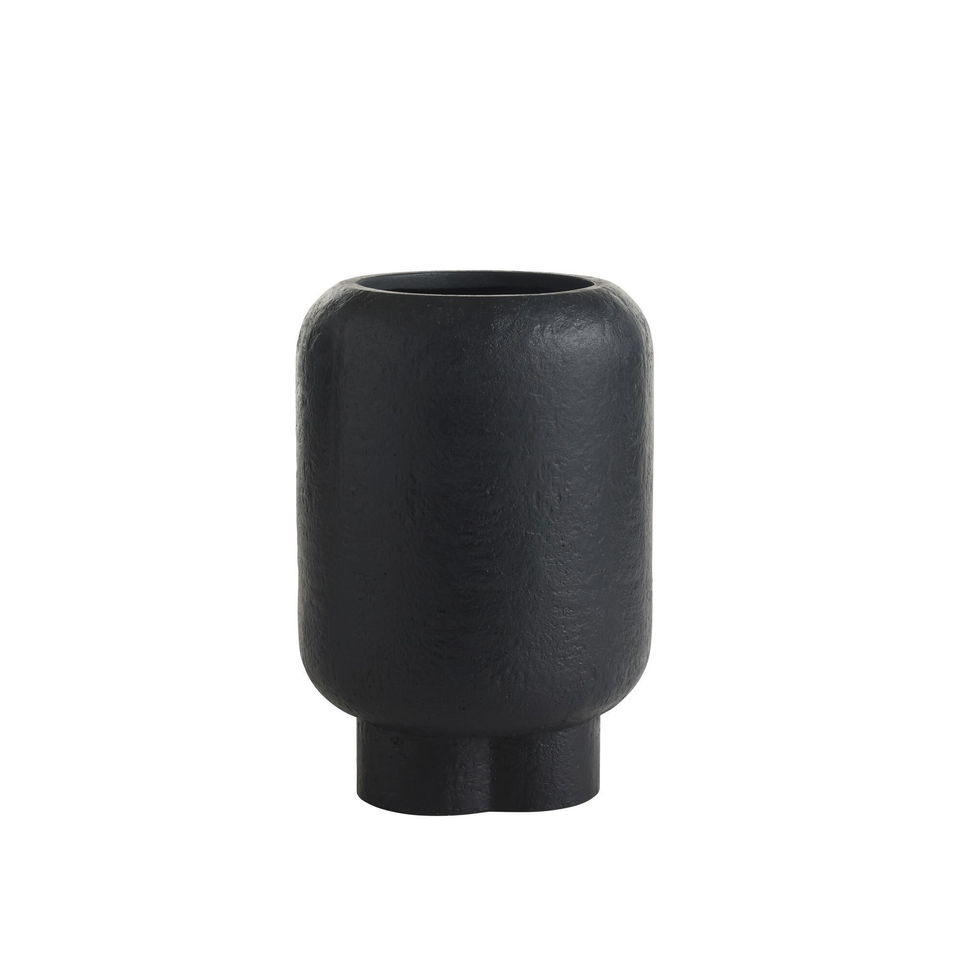 Shown in Matte Black finish