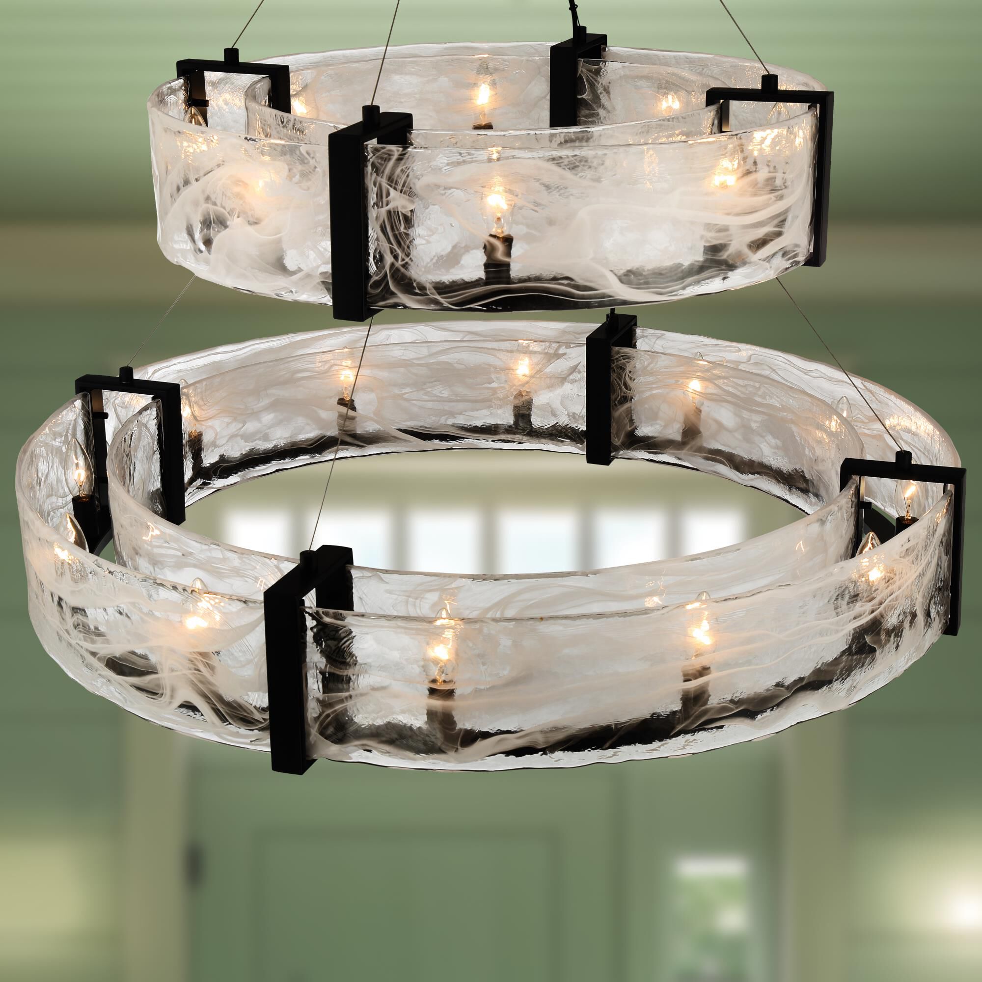 Shown in Coal finish and Cloud glass