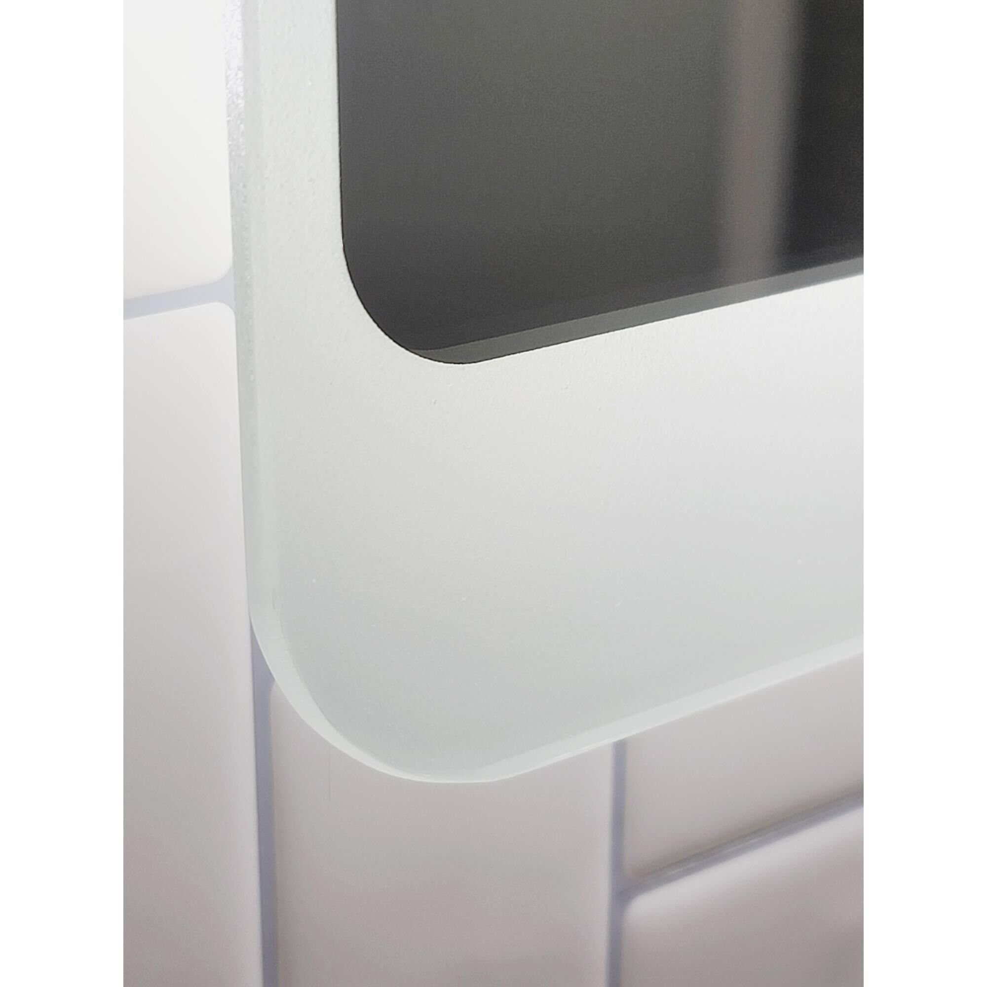 Shown in Mirror finish