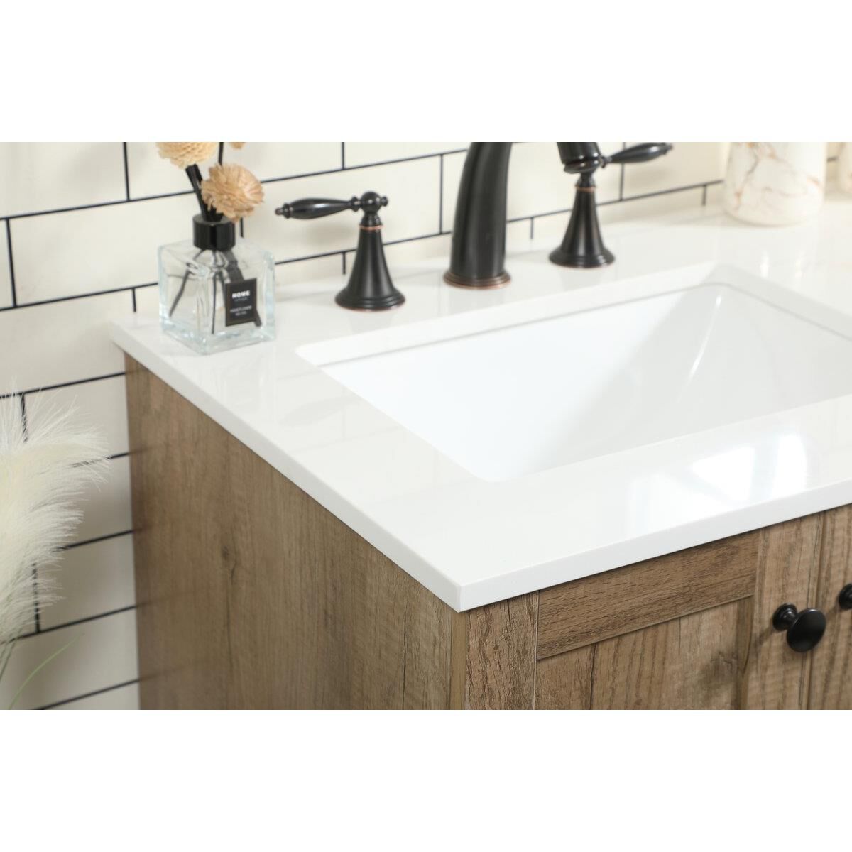 Shown in Natural Oak finish and Without Backsplash accent