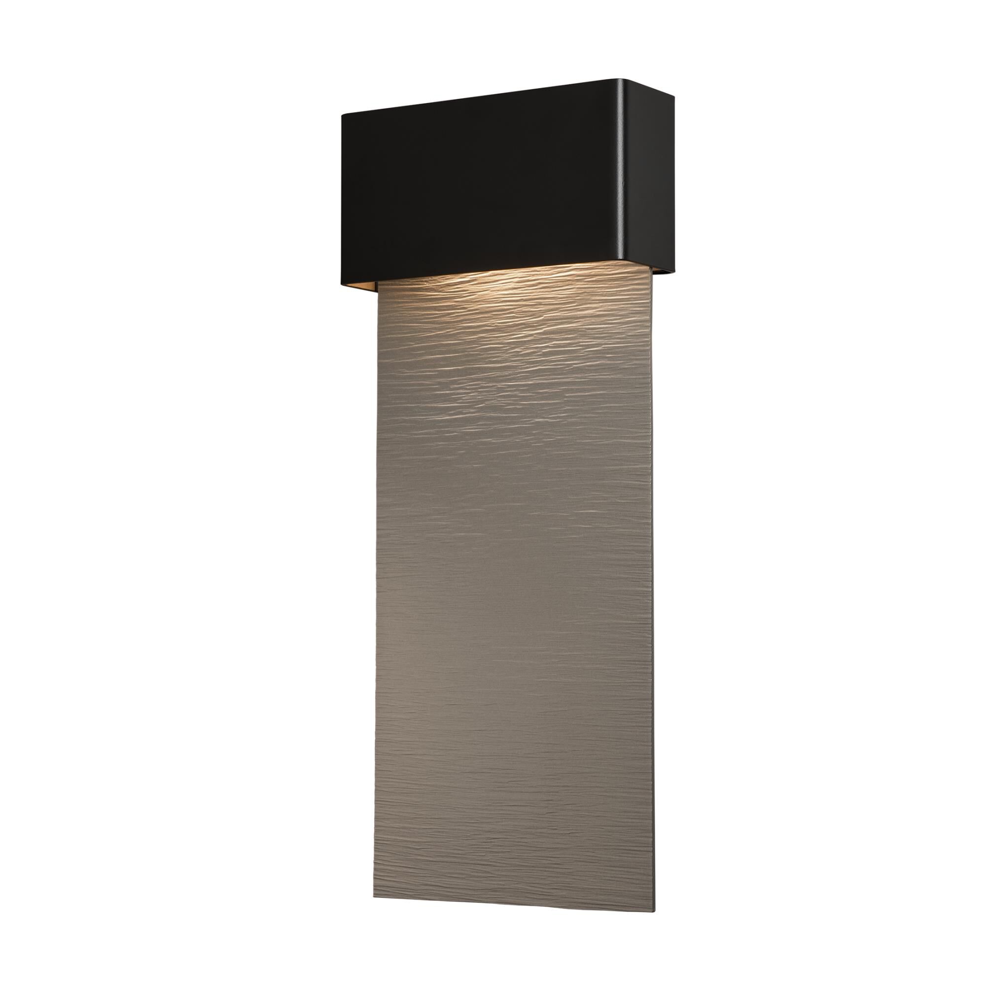 Shown in Coastal Black finish and Coastal Burnished Steel accent
