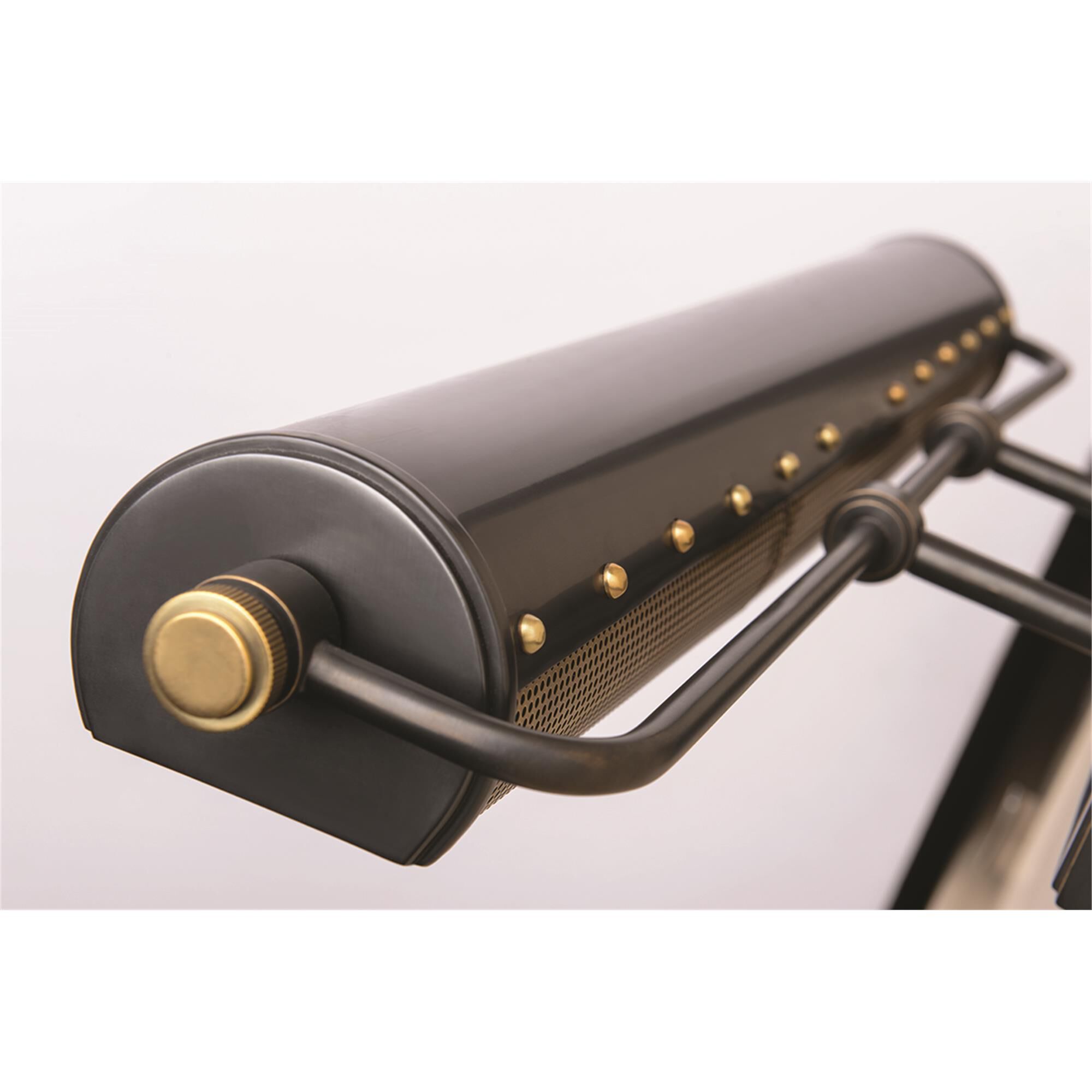 Gaines 18 Inch Picture Light,