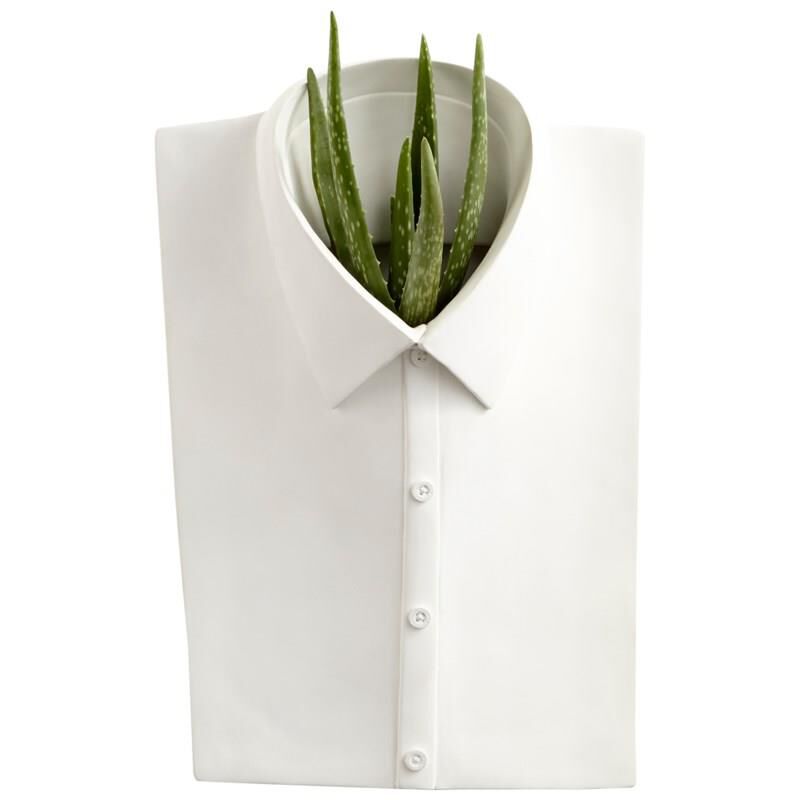 Chemise Wall Decor Figurine by Cyan Designs