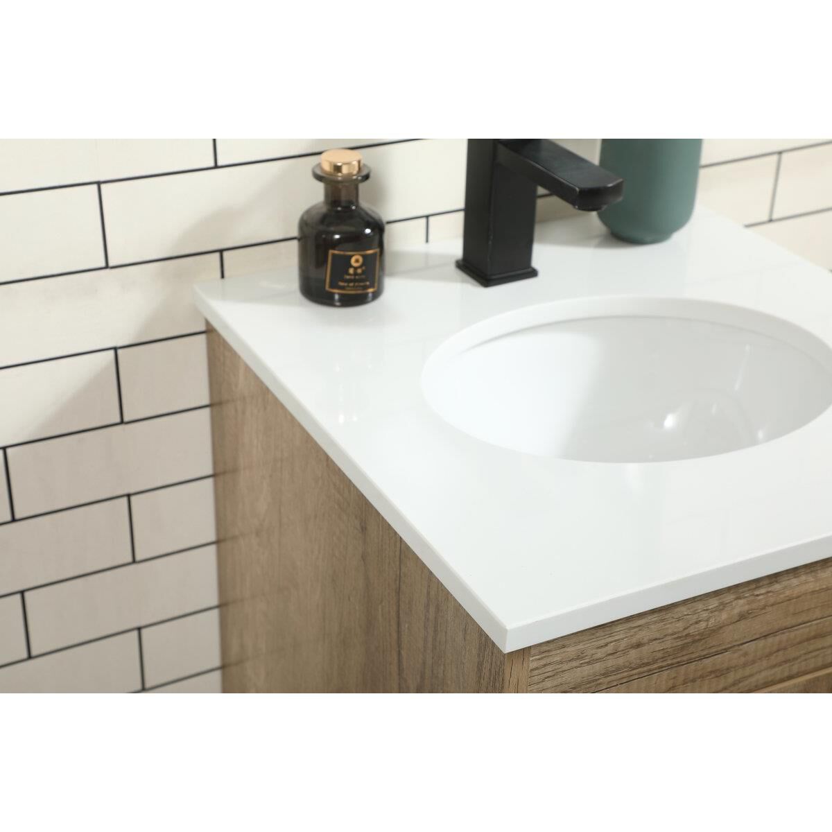 Shown in Natural Oak finish and Without Backsplash accent