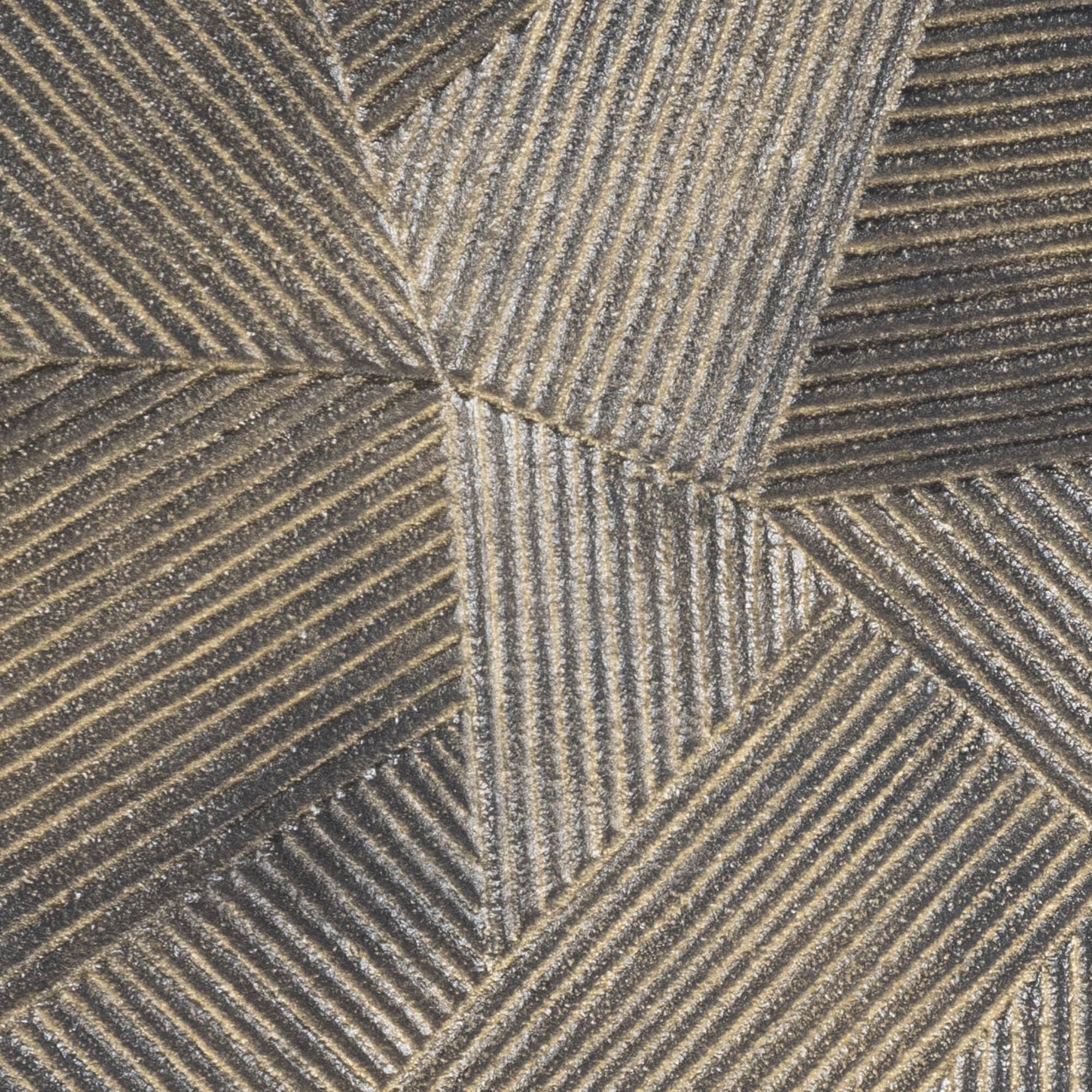 Shown in Metalworks finish