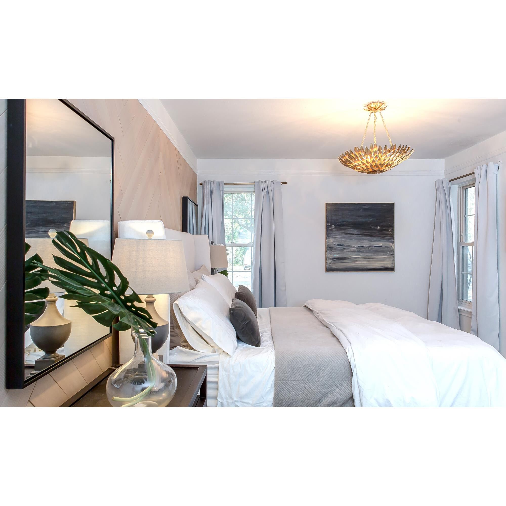 Shown in Antique Gold finish