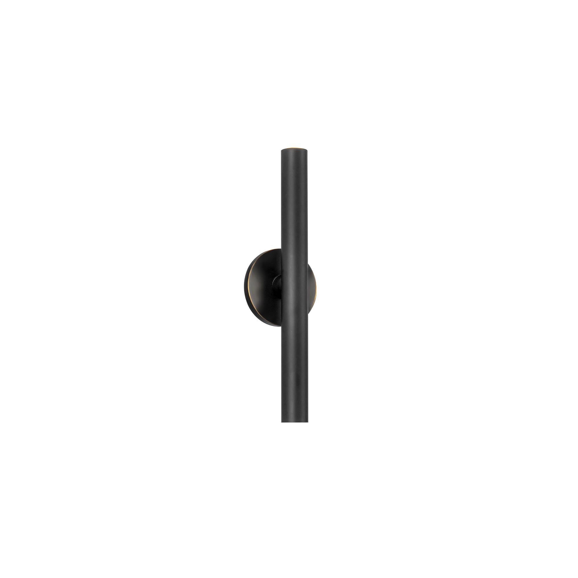 Shown in Urban Bronze finish and Aluminum Baffle shade