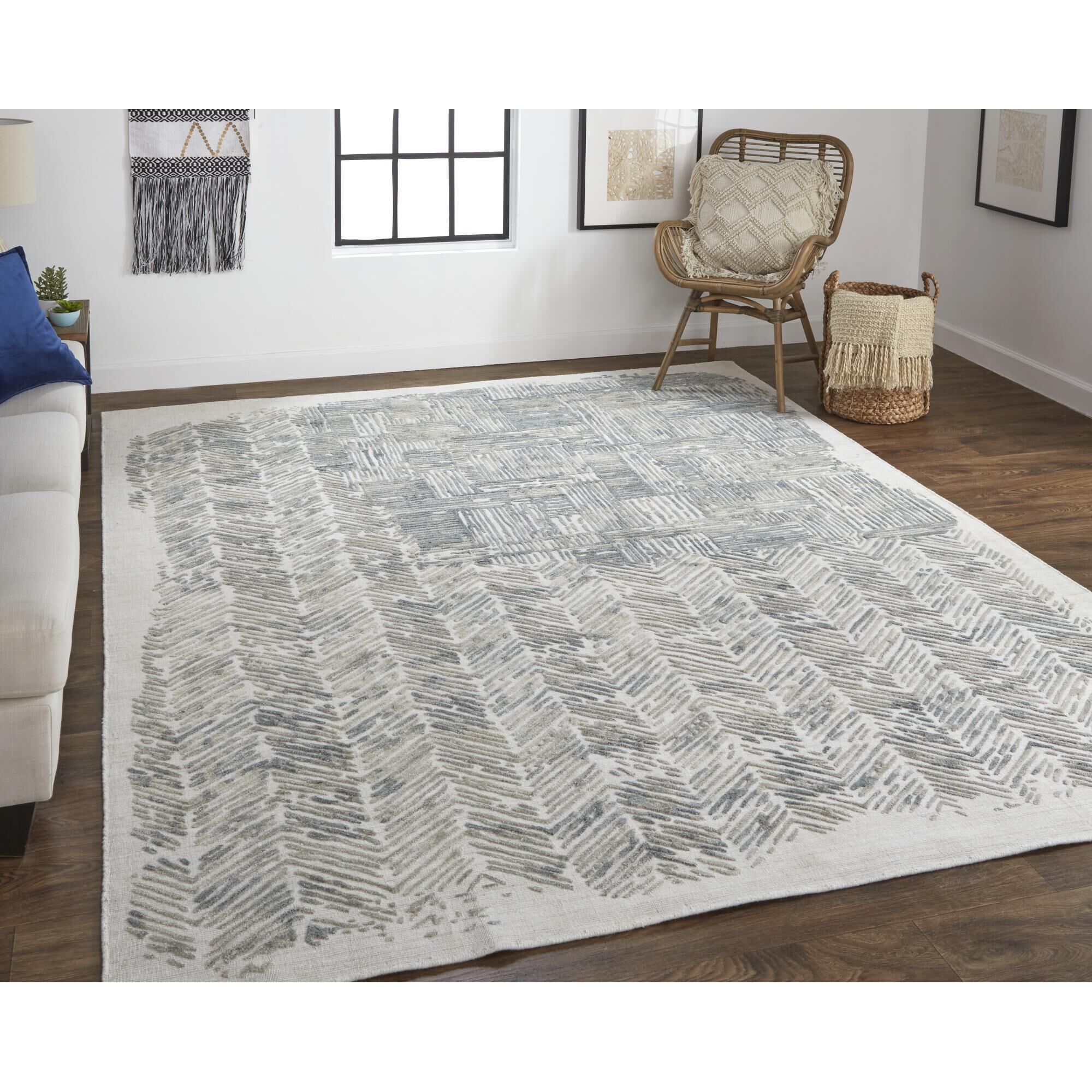 Elias Area Rug,
