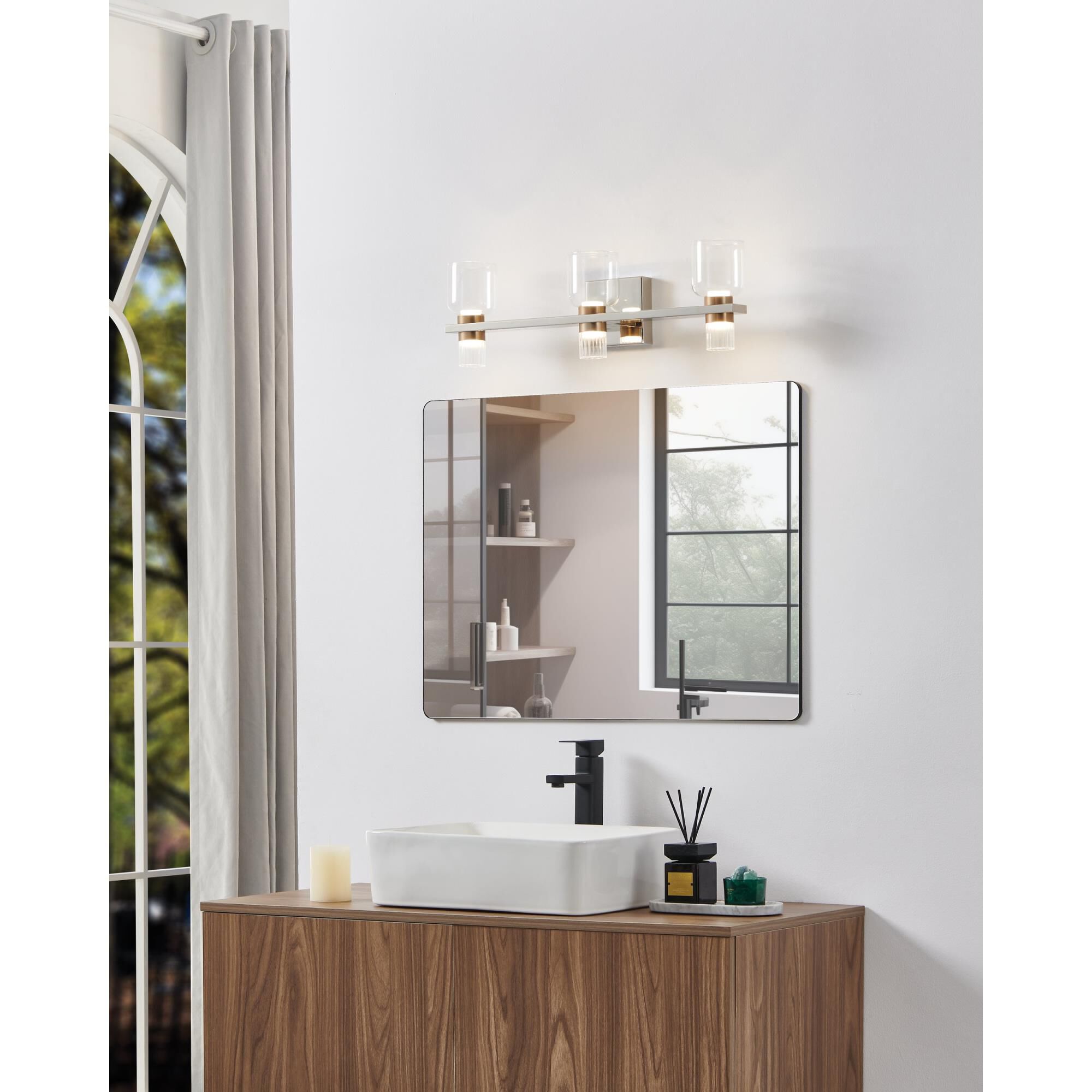 Shown in Polished Nickel finish and Clear, Clear Ribbed glass