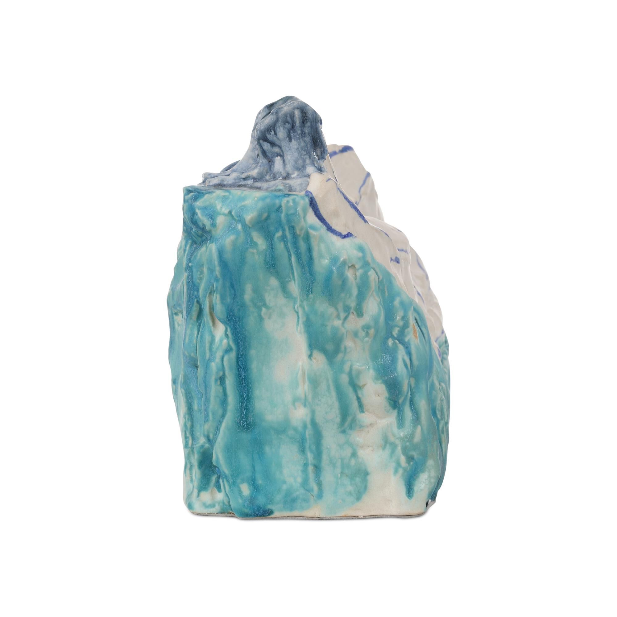 Shown in Blue and Off-White finish