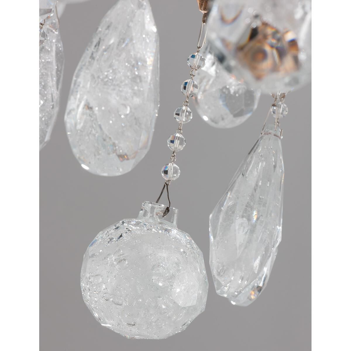 Shown in Vienna Bronze finish and Italian Drops crystal