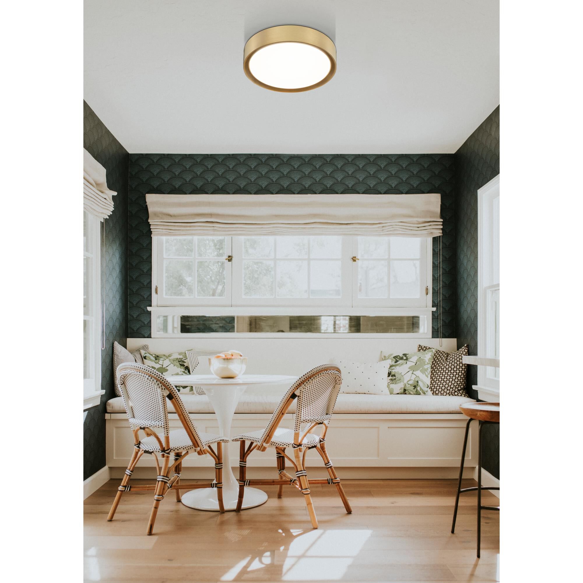 Shown in Modern Gold finish and Frosted glass and Frosted shade