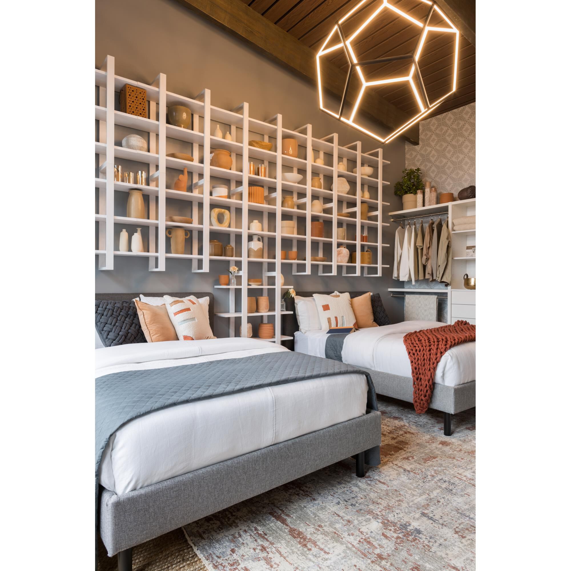 ET2 Lighting Penta 40 Inch LED Large Pendant