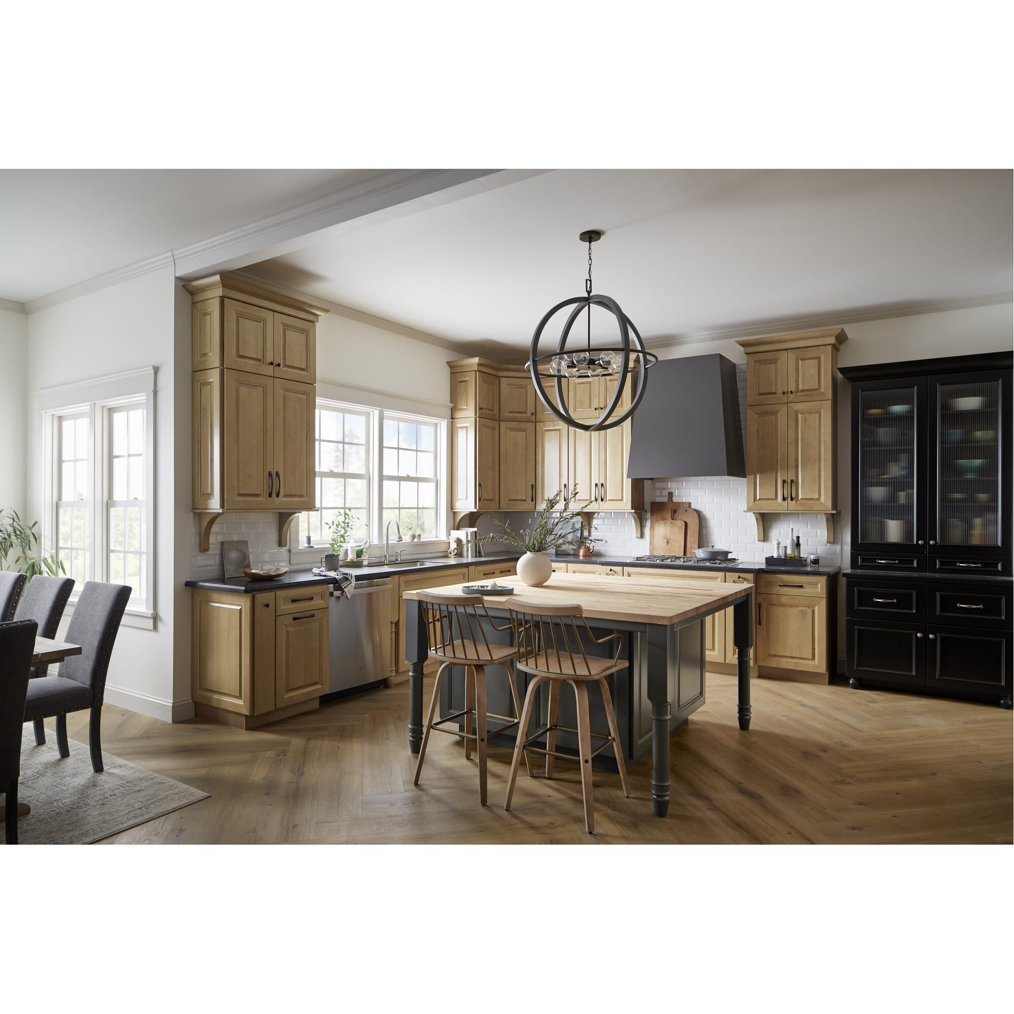 Bodie 32 Inch 8 Light Chandelier by Hinkley Lighting