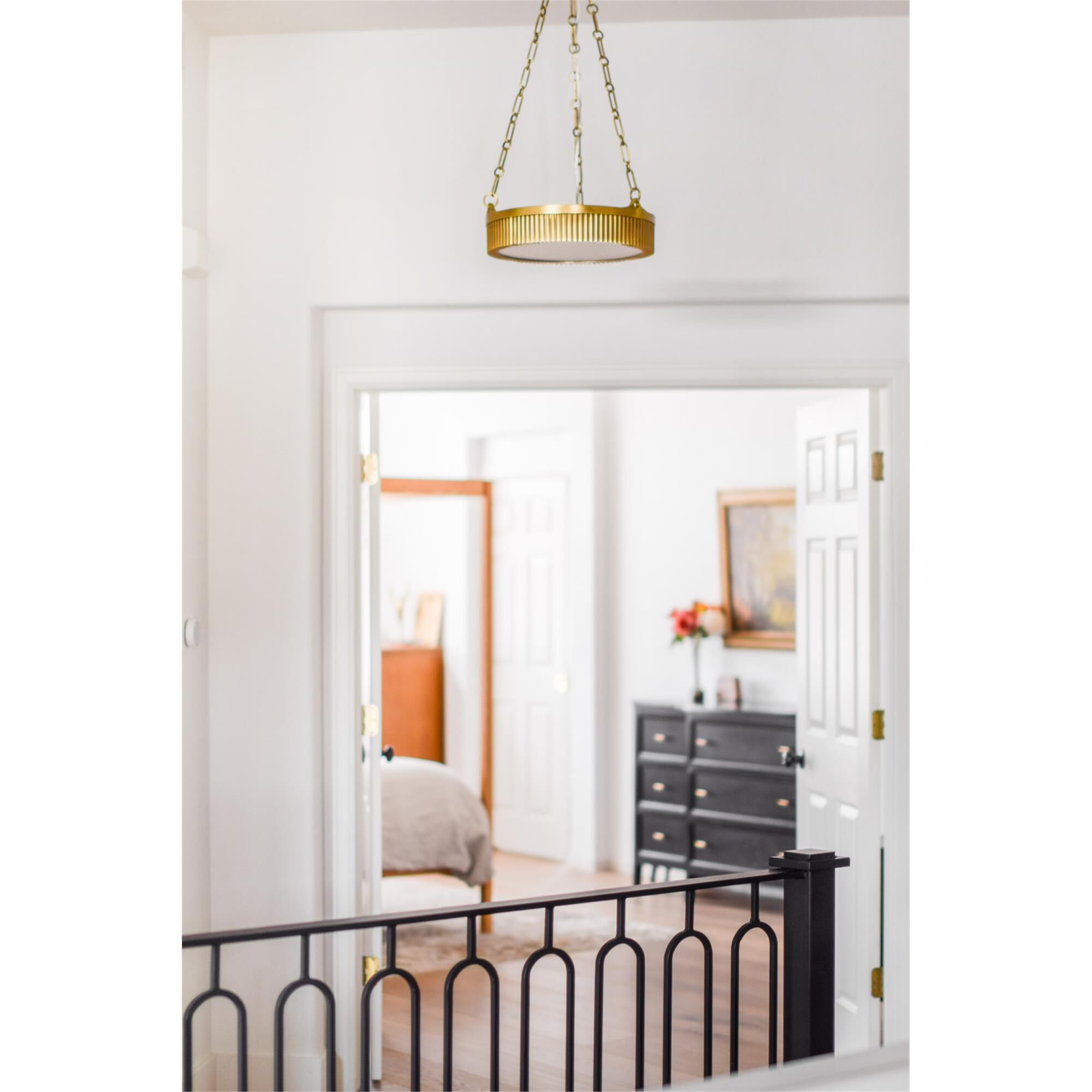 Lynden Small Pendant Light,