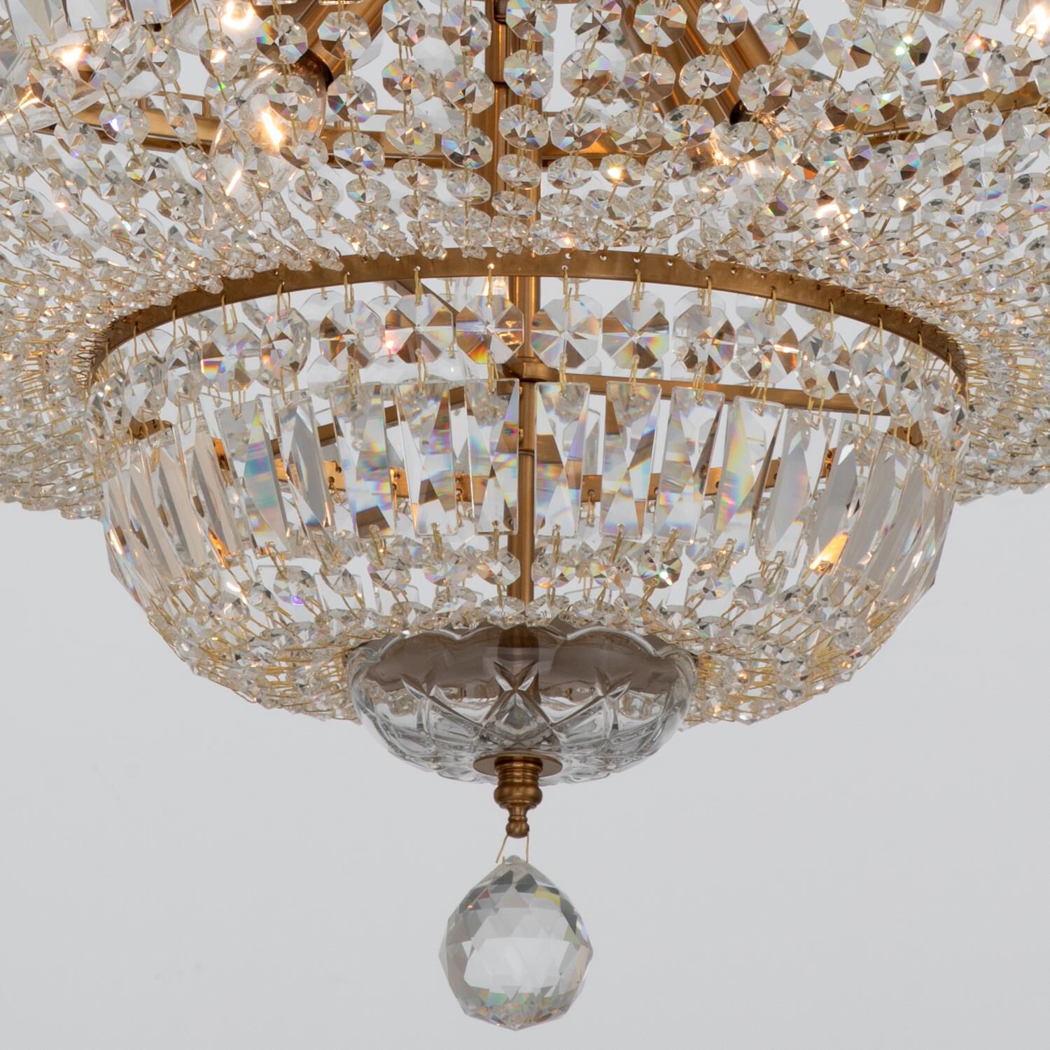 Roslyn 28 Inch Chandelier by Crystorama