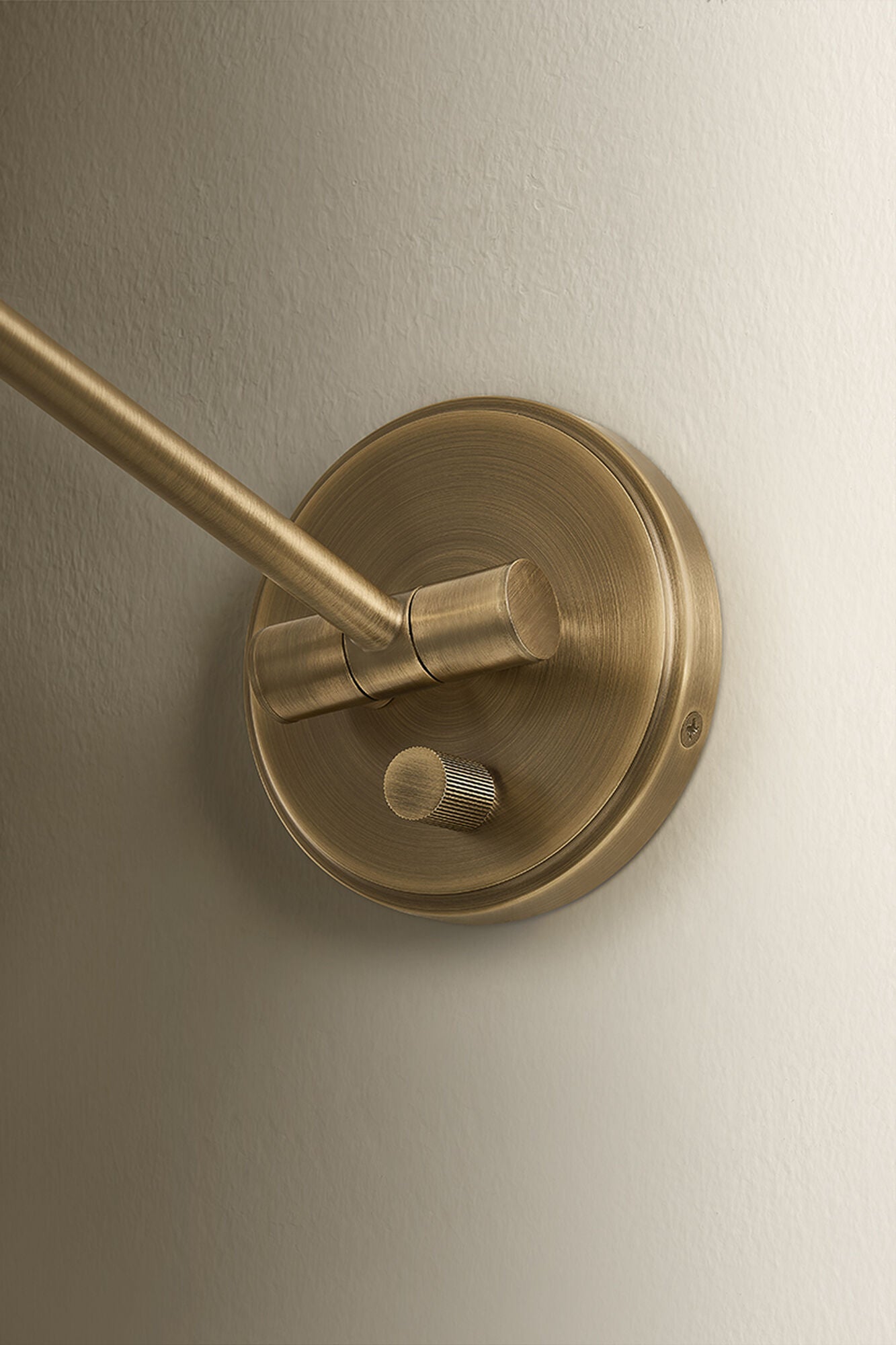 Andersen Medium Wall Sconce,