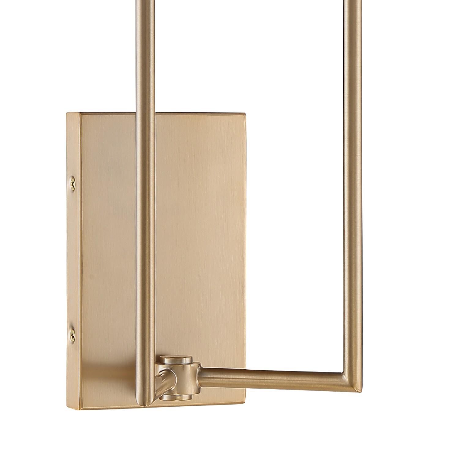 Shown in Vibrant Gold finish and Silk glass and Silk shade