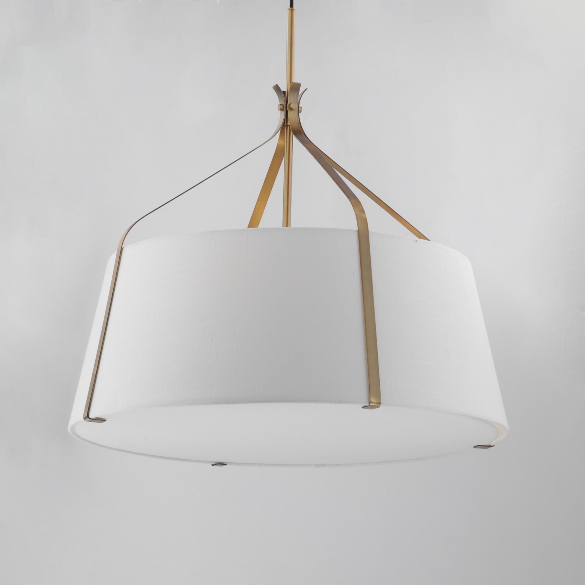 Bandera 31 Inch Chandelier by Maxim Lighting