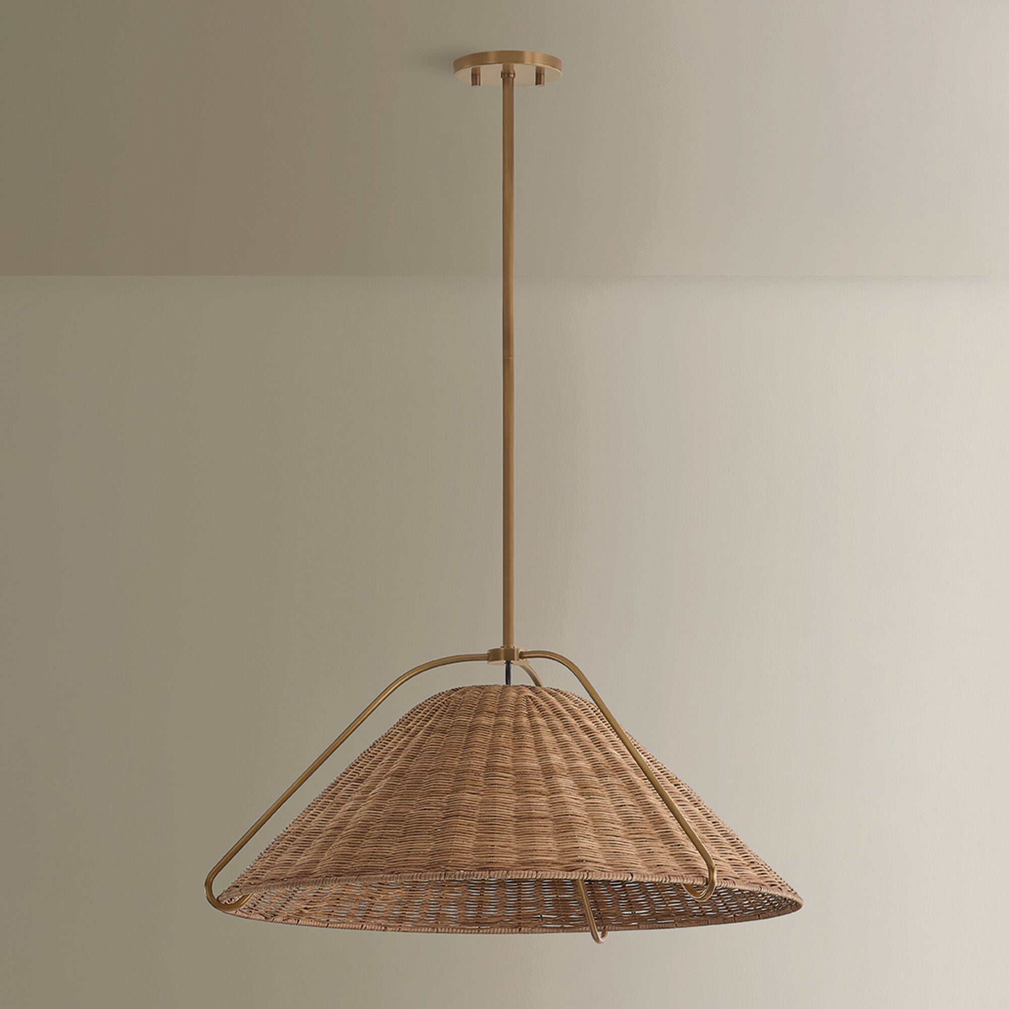 Richard Medium Pendant Light,