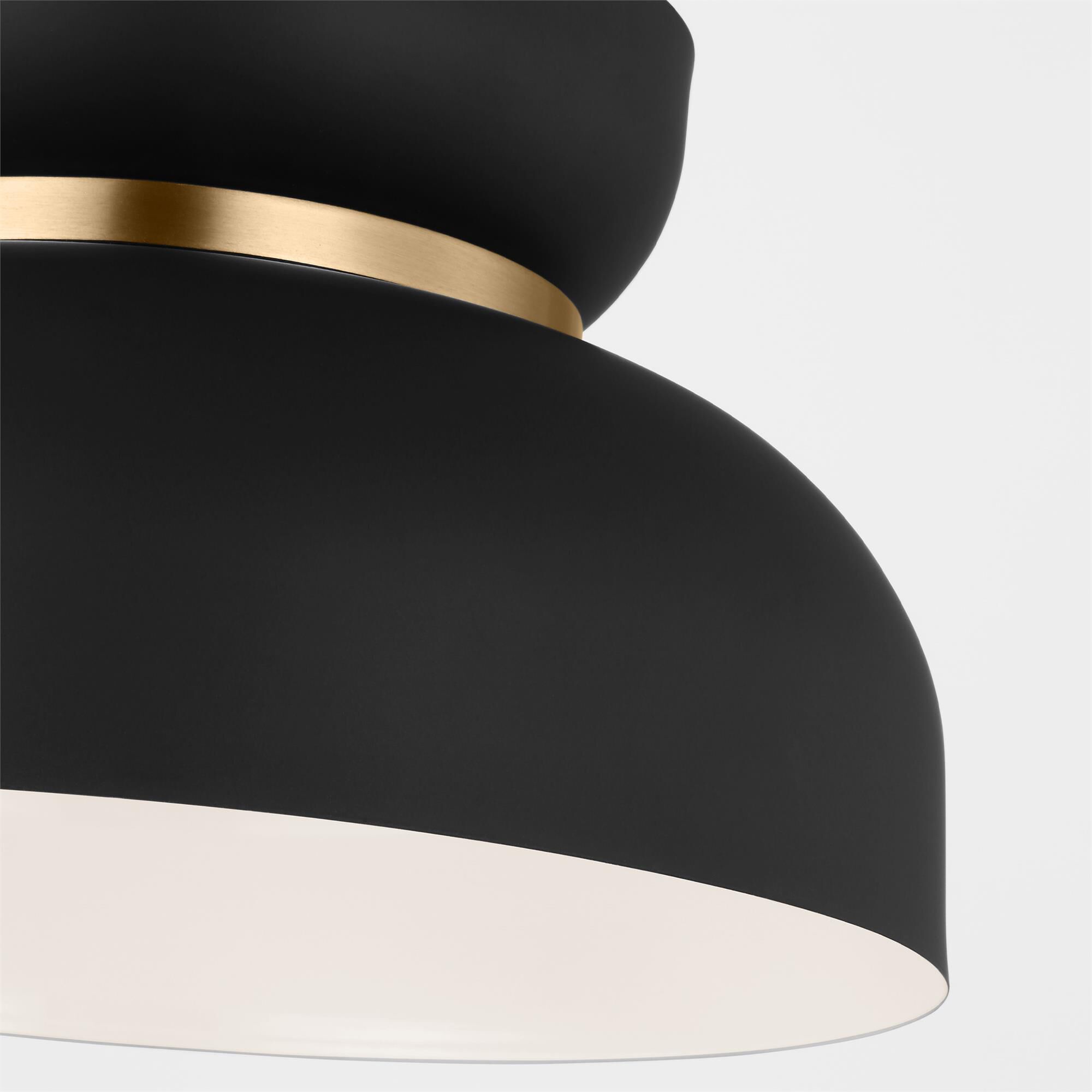 Shown in Midnight Black finish and Midnight Black Steel s shade