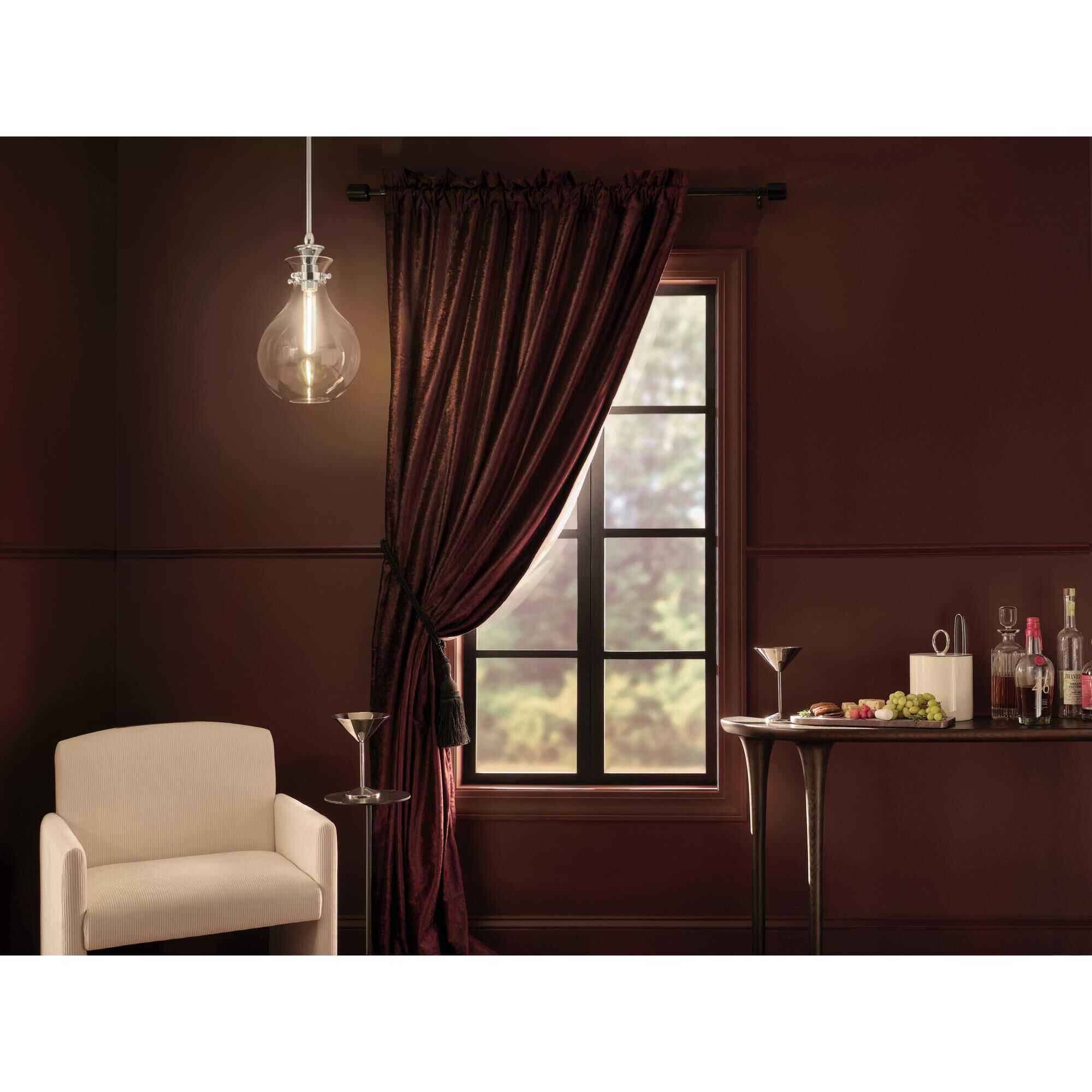 Shown in Polished Nickel finish and Clear glass