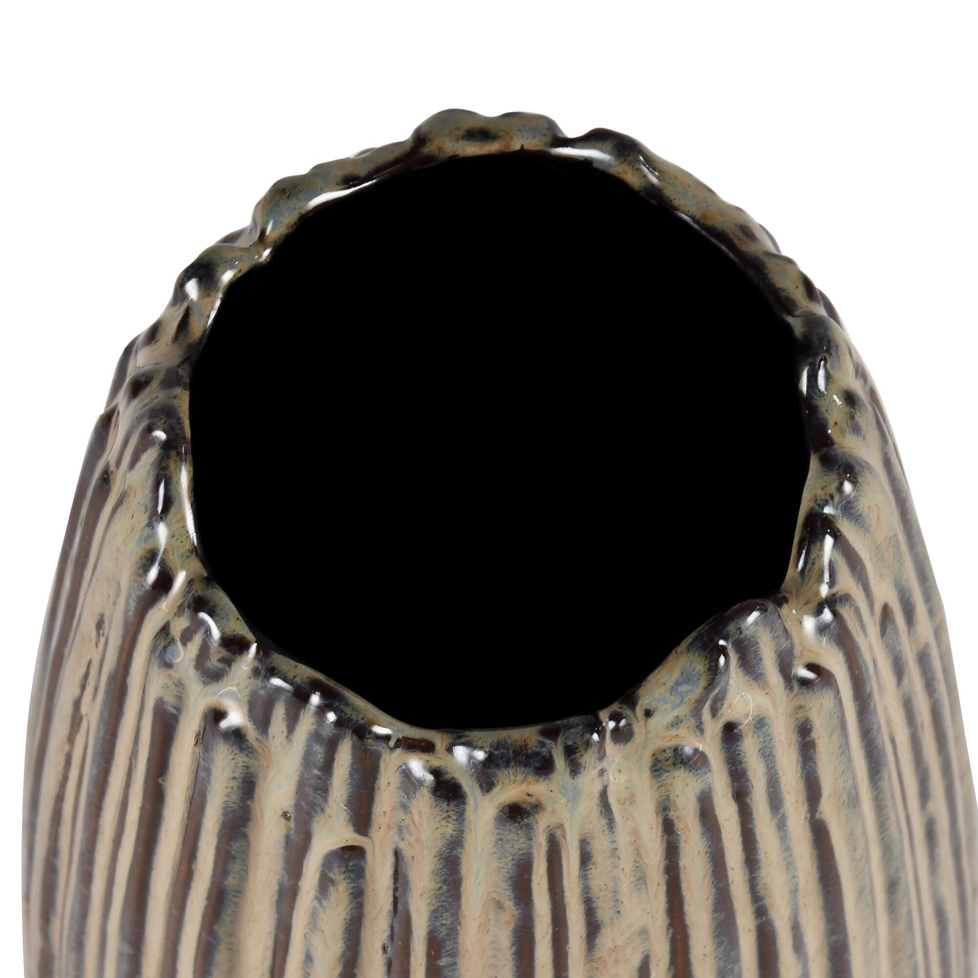 Shown in Brown finish