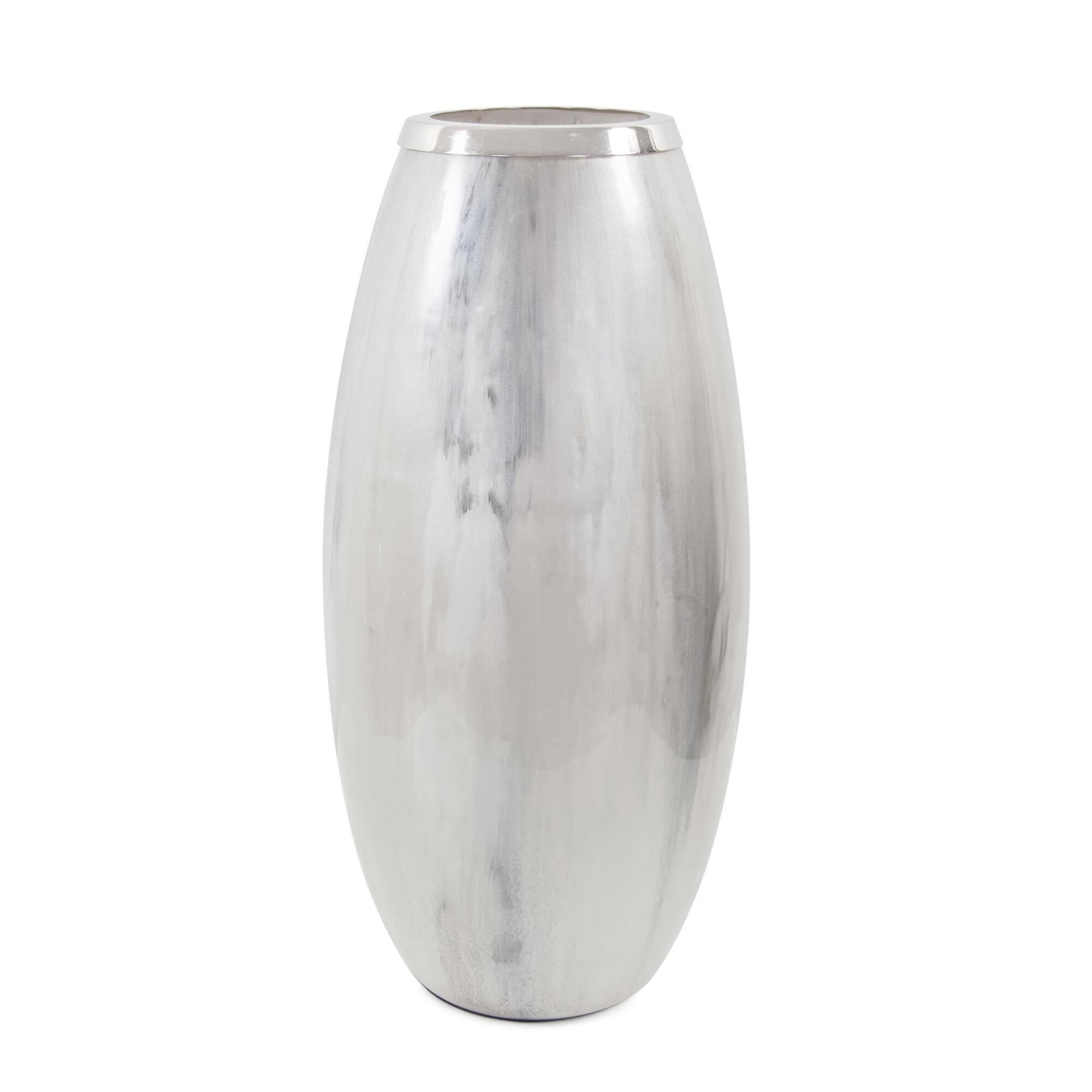 Shown in Polished finish