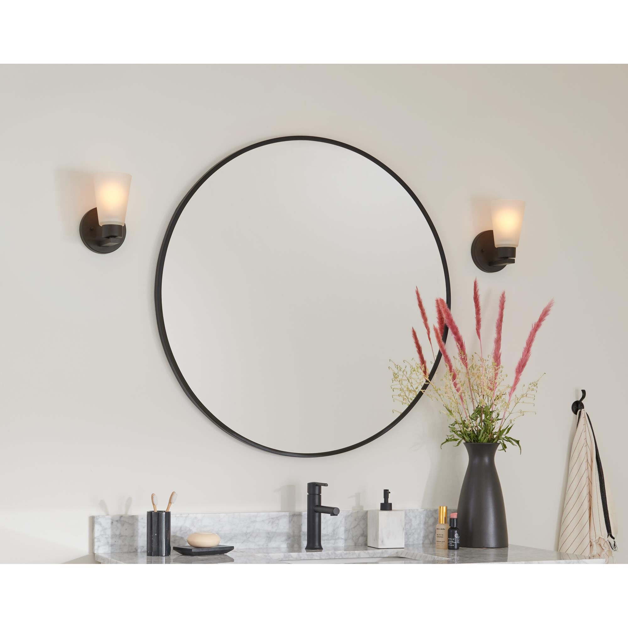 Shown in Olde Bronze finish and Clear glass