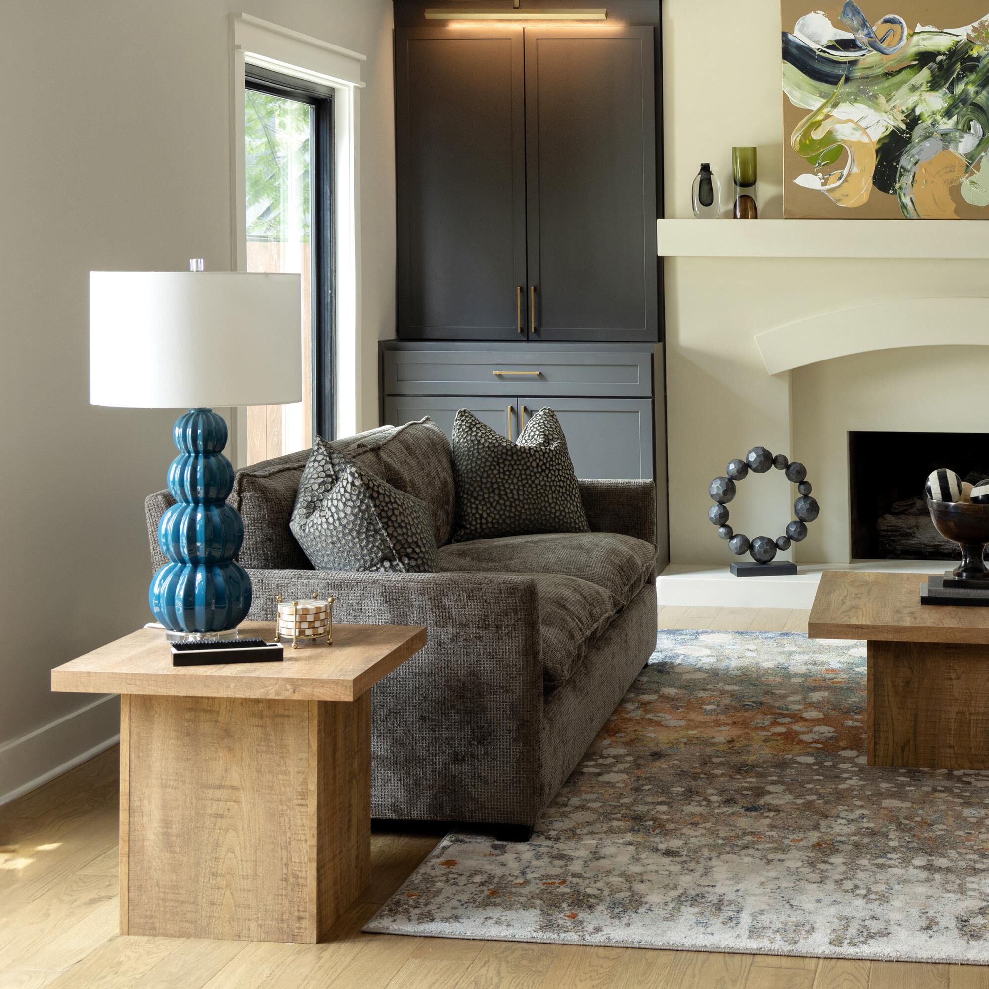 Shown in Navy finish and Off-White shade