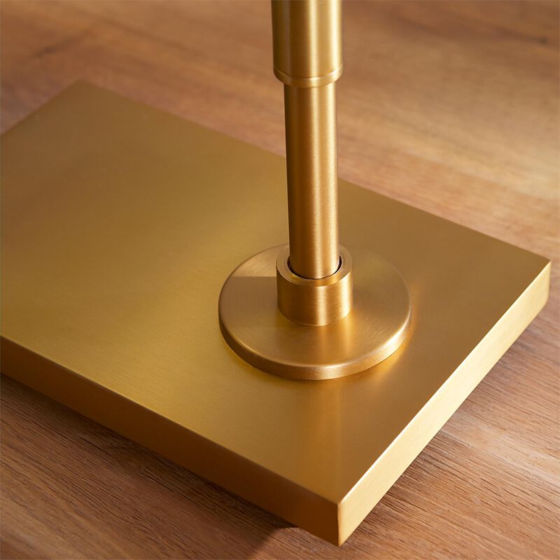 Table Lamp by Visual Comfort Studio