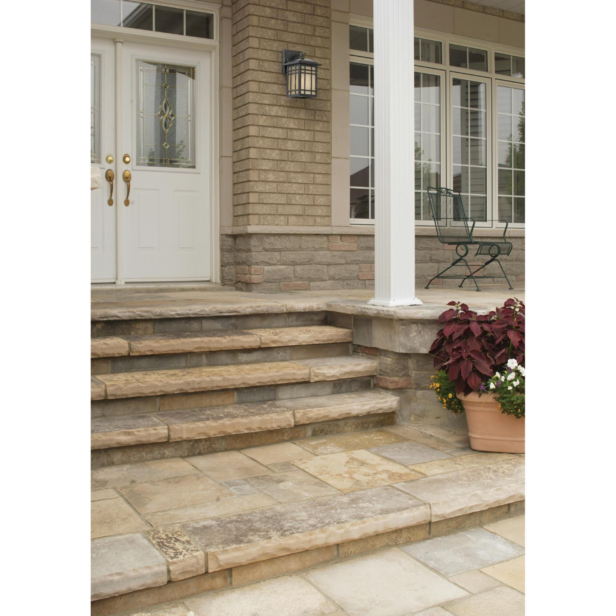 Quoizel Hillcrest 10 Inch Tall Outdoor Wall Light