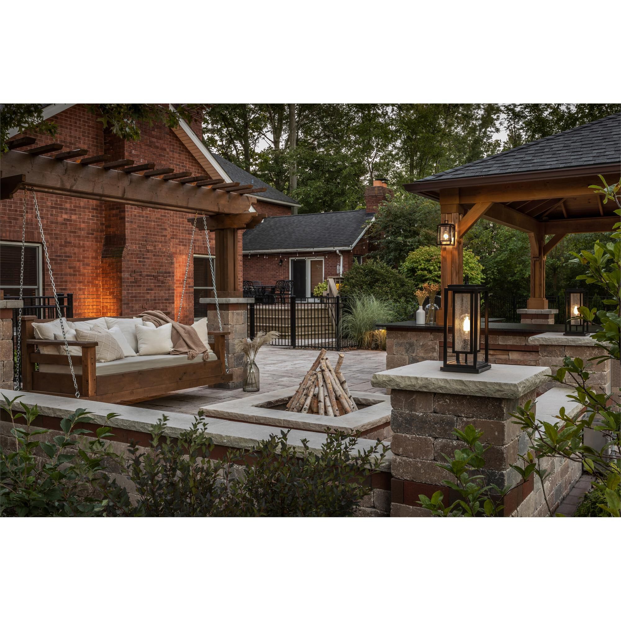 Republic 16 Inch Outdoor Pier Lamp,