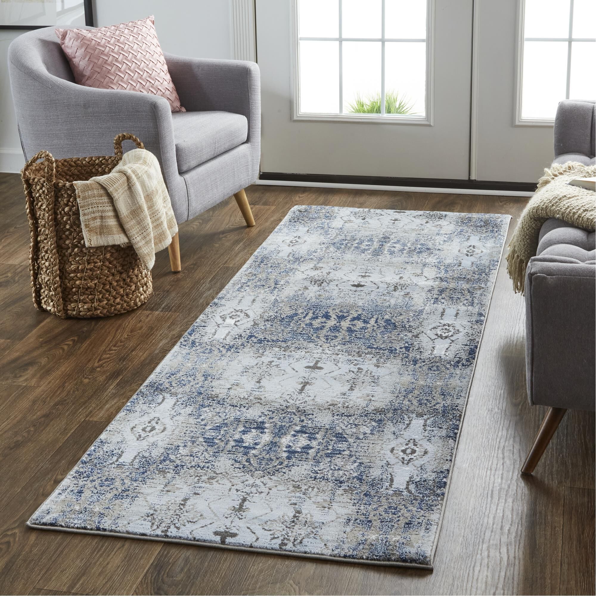 Gaspar Area Rug,