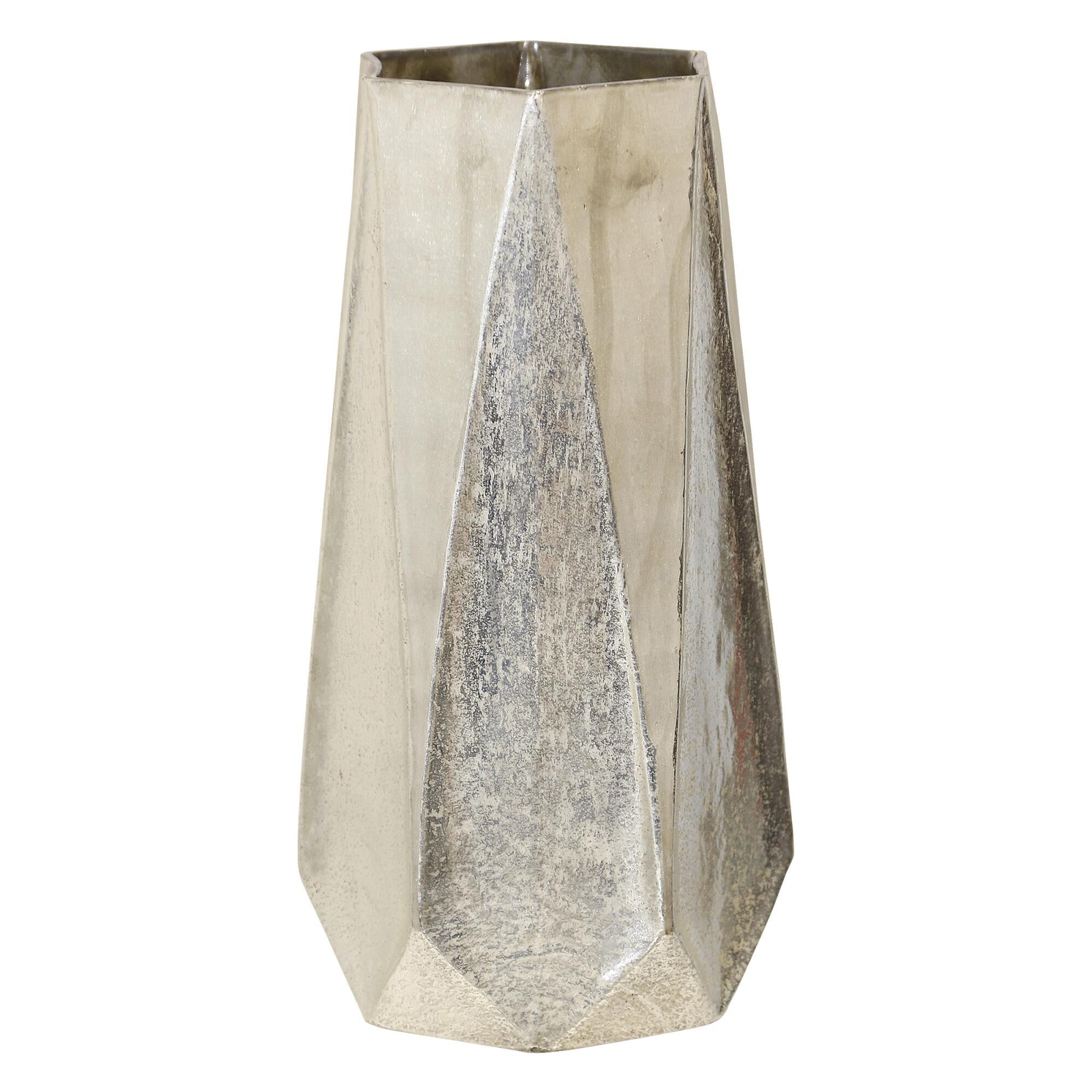 Shown in Silver Artifact finish