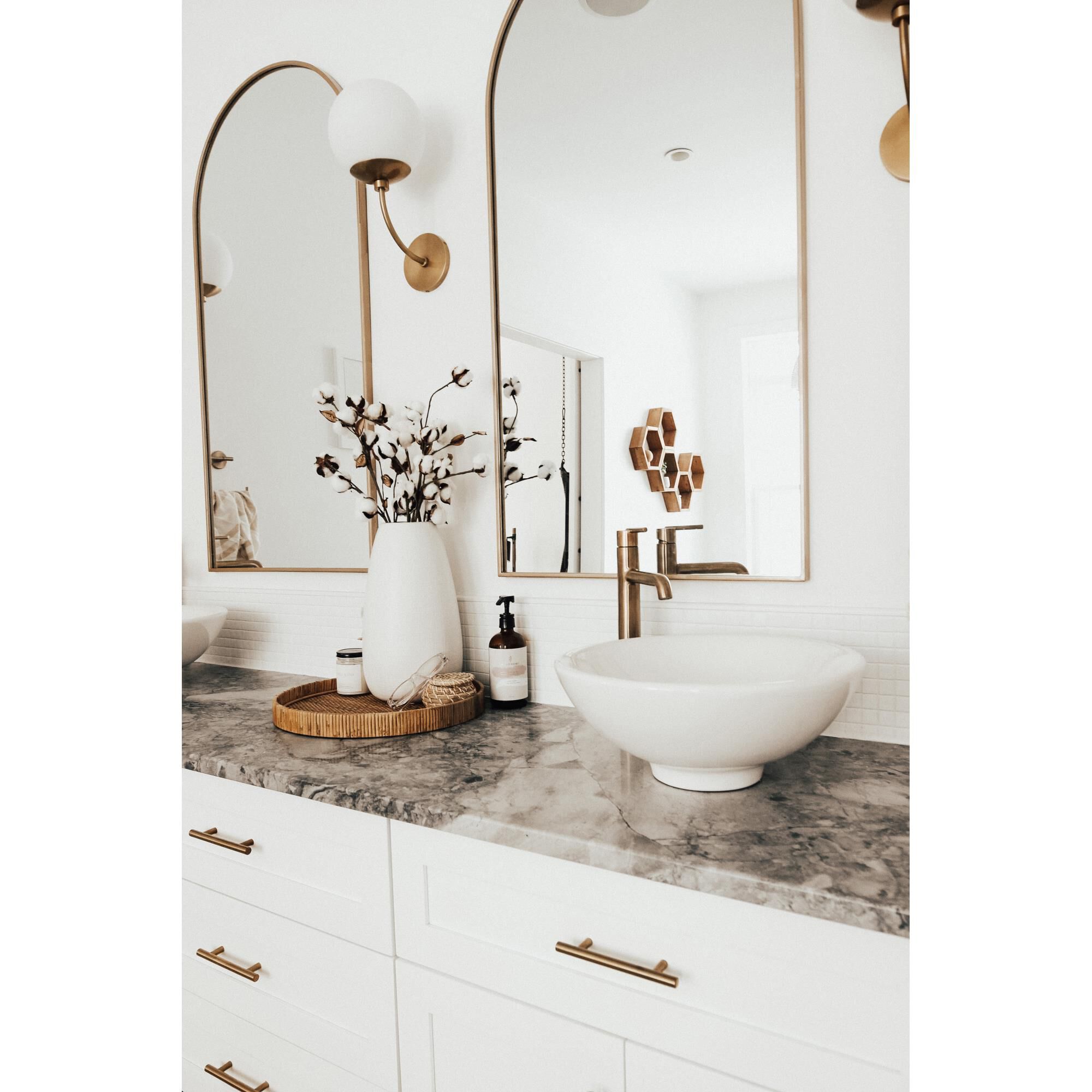 Carrie 7.5 Inch Wall Sconce by Mitzi