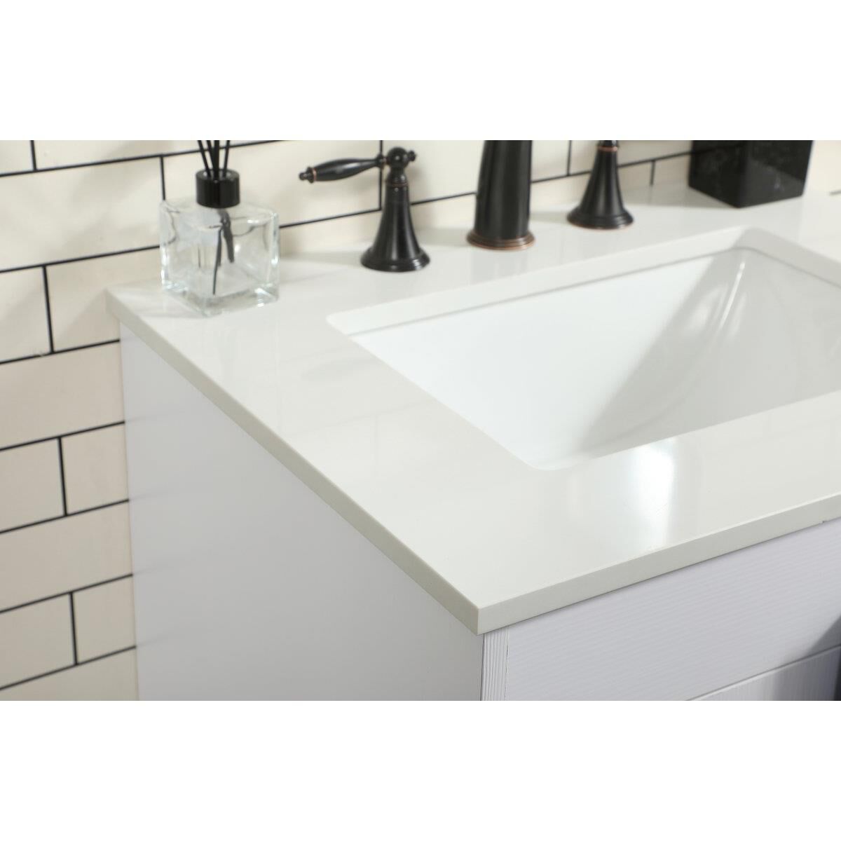 Shown in White finish and Without Backsplash accent