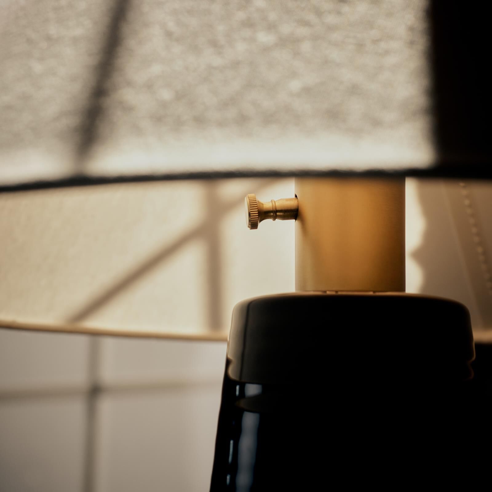 Shown in Black finish and Linen shade