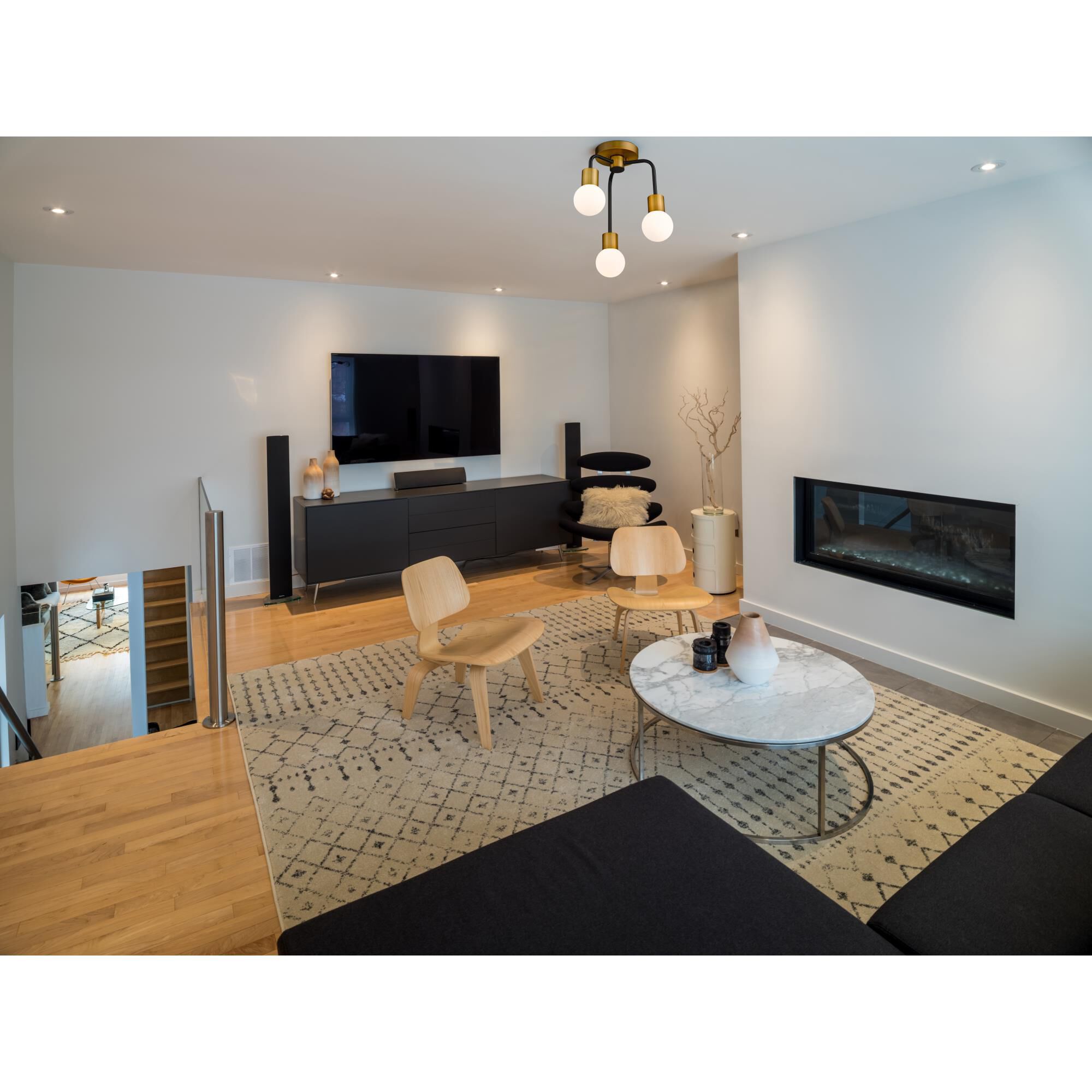 Shown in Matte Black + Foundry Brass finish and Glass shade