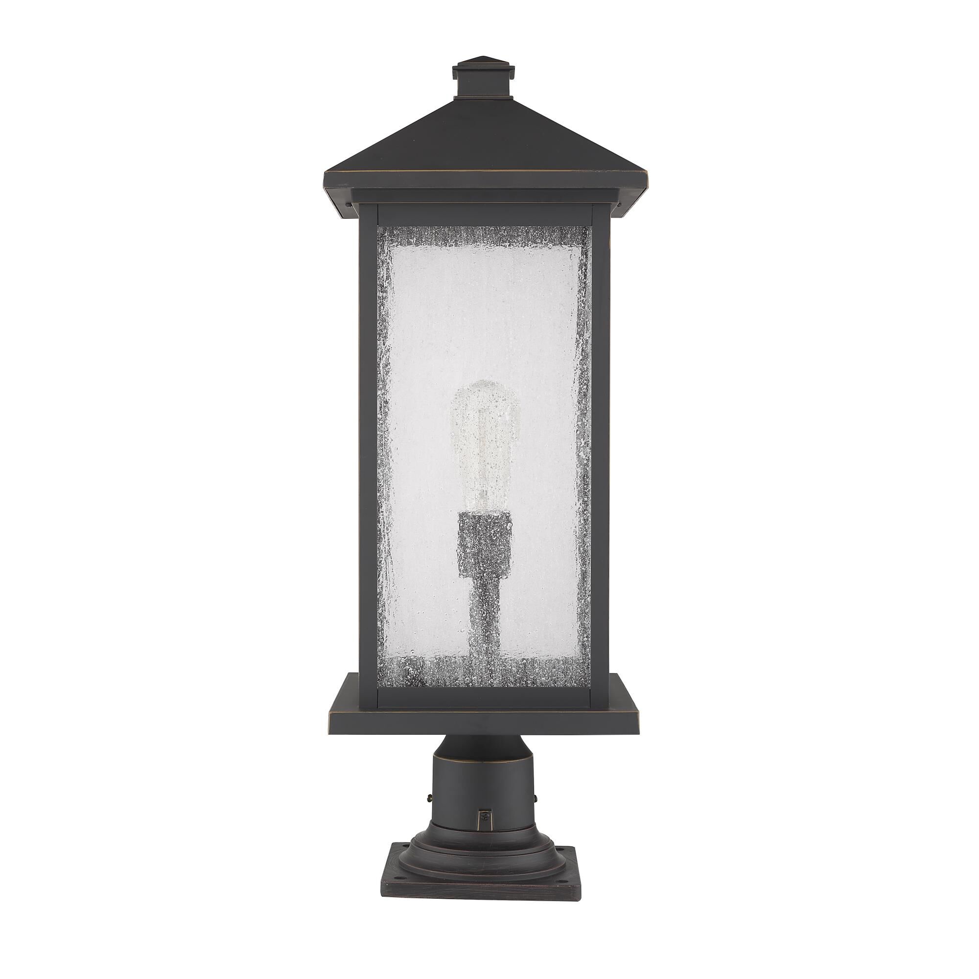 Shown in Oil Rubbed Bronze finish and Glass shade