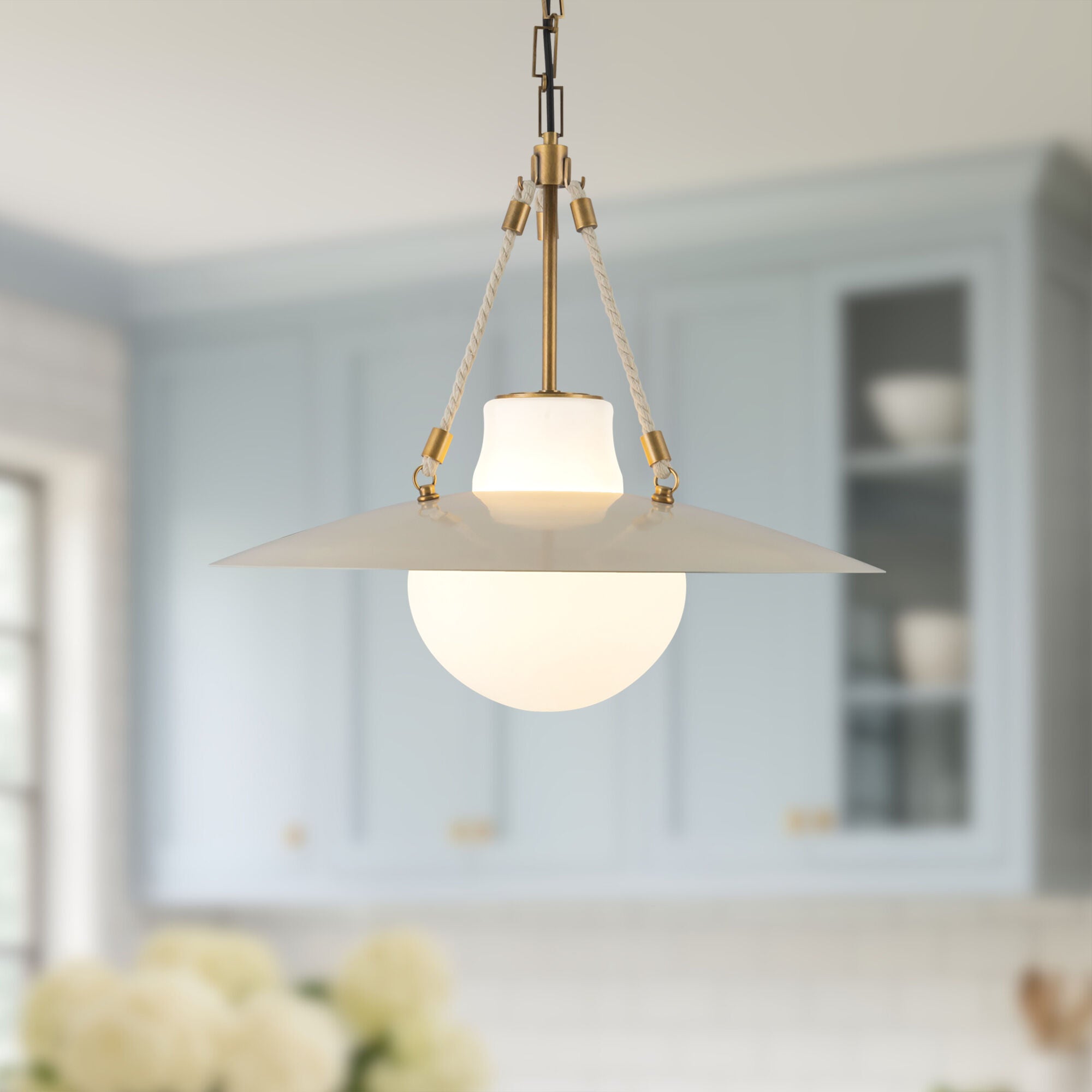 Peyton Fox Waverly Medium Pendant Light,